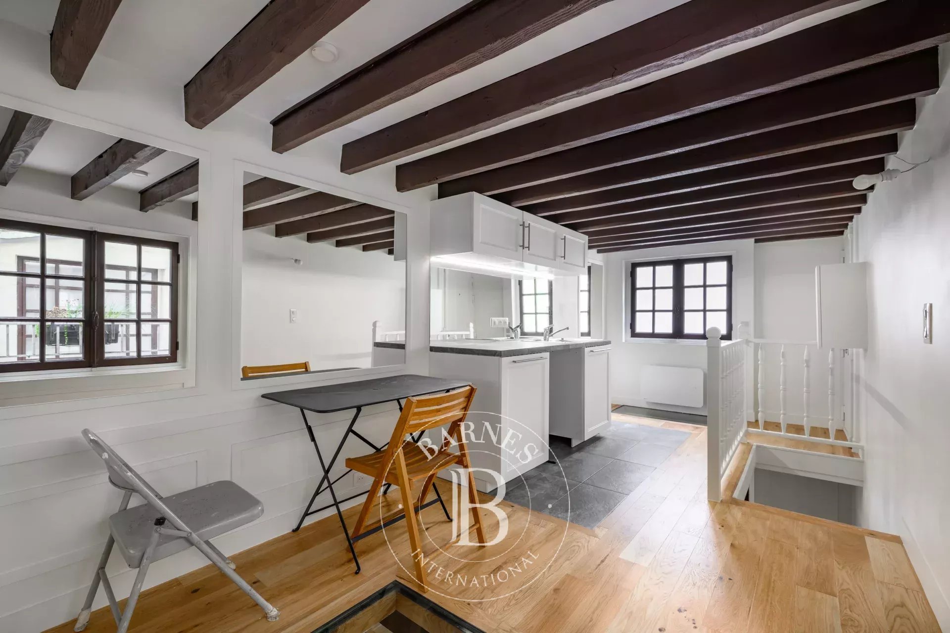 Daire Paris 3ème - picture 5