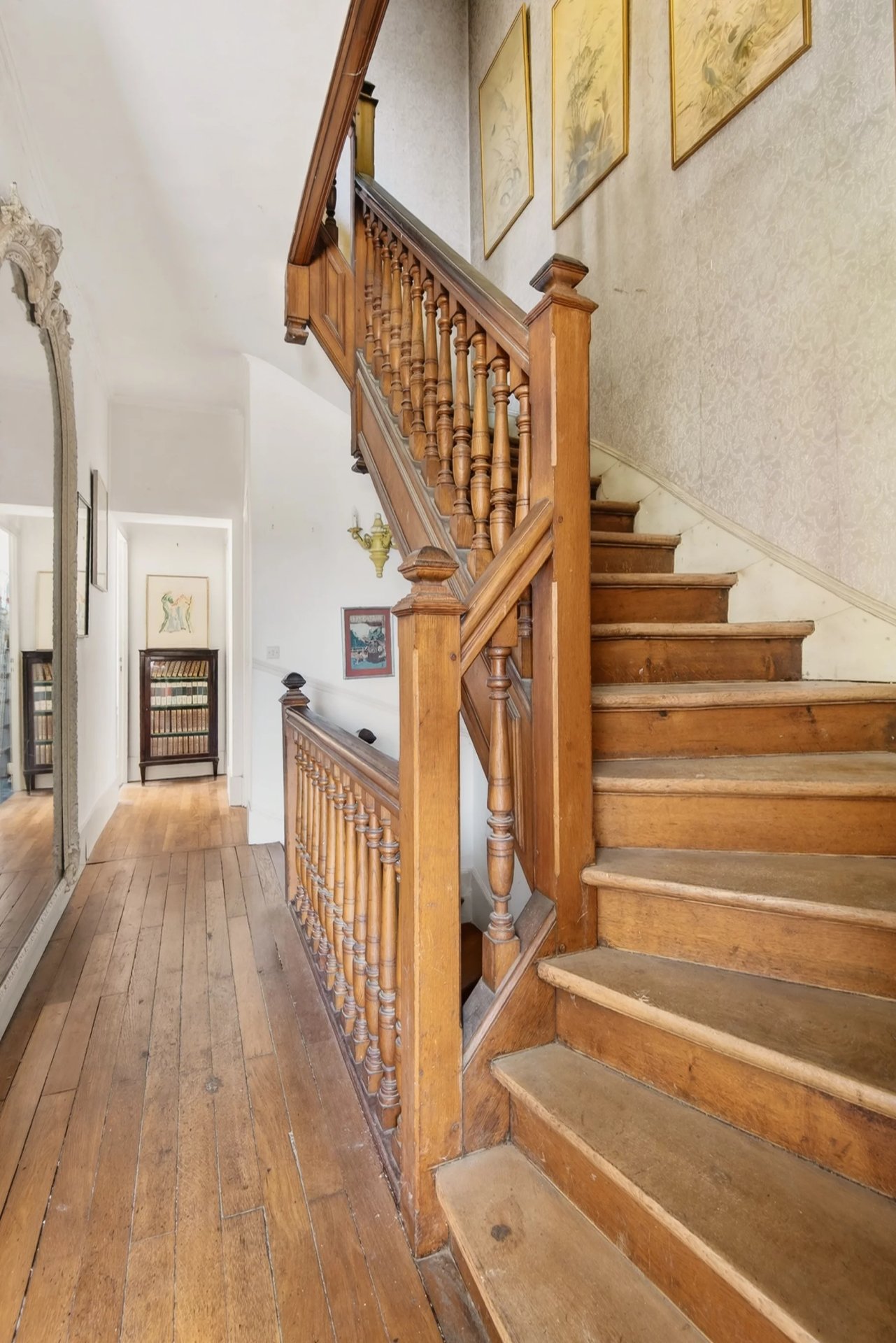 5 Bedroom Villa/Townhouse's Image 5