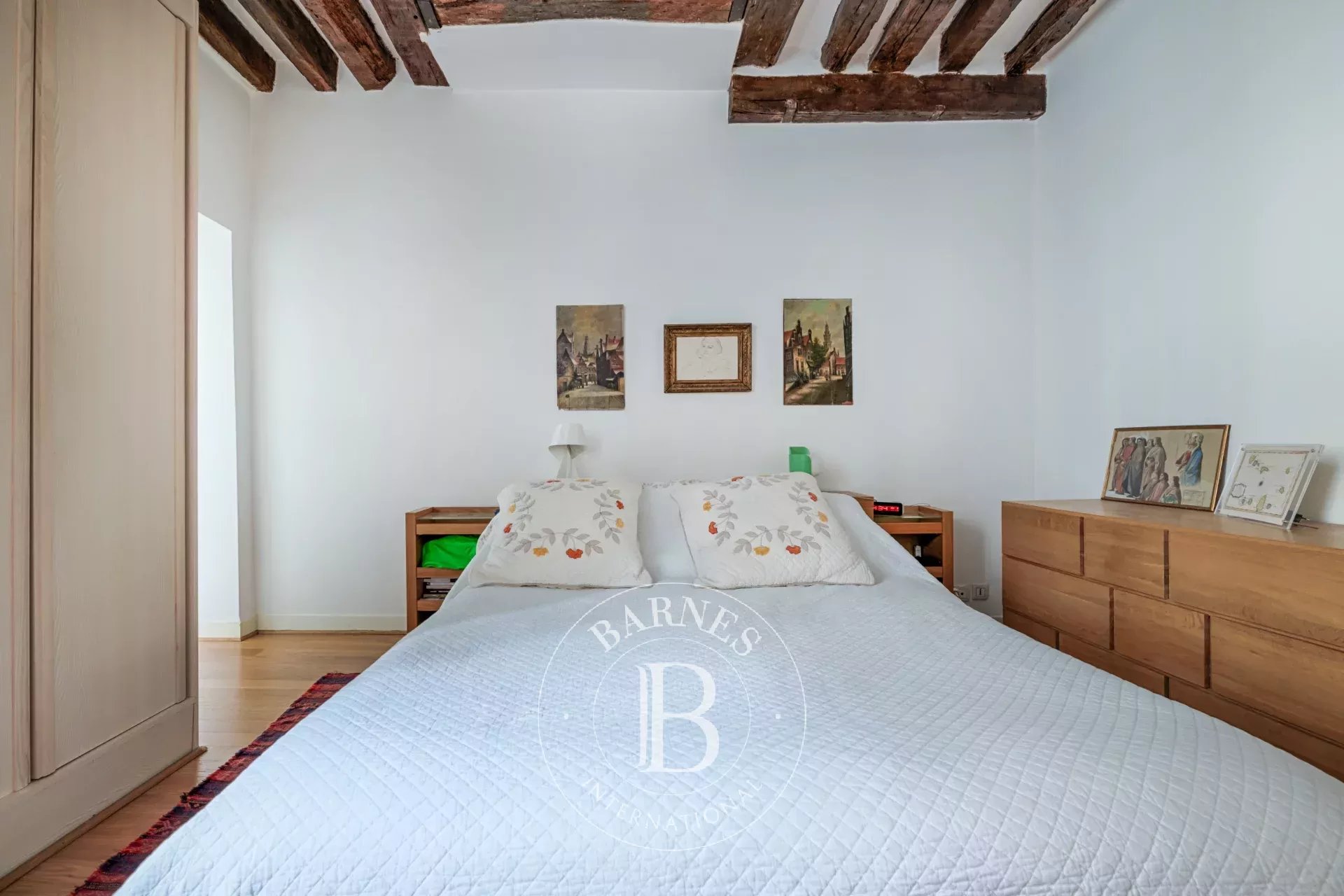 Daire Paris 3ème - picture 14