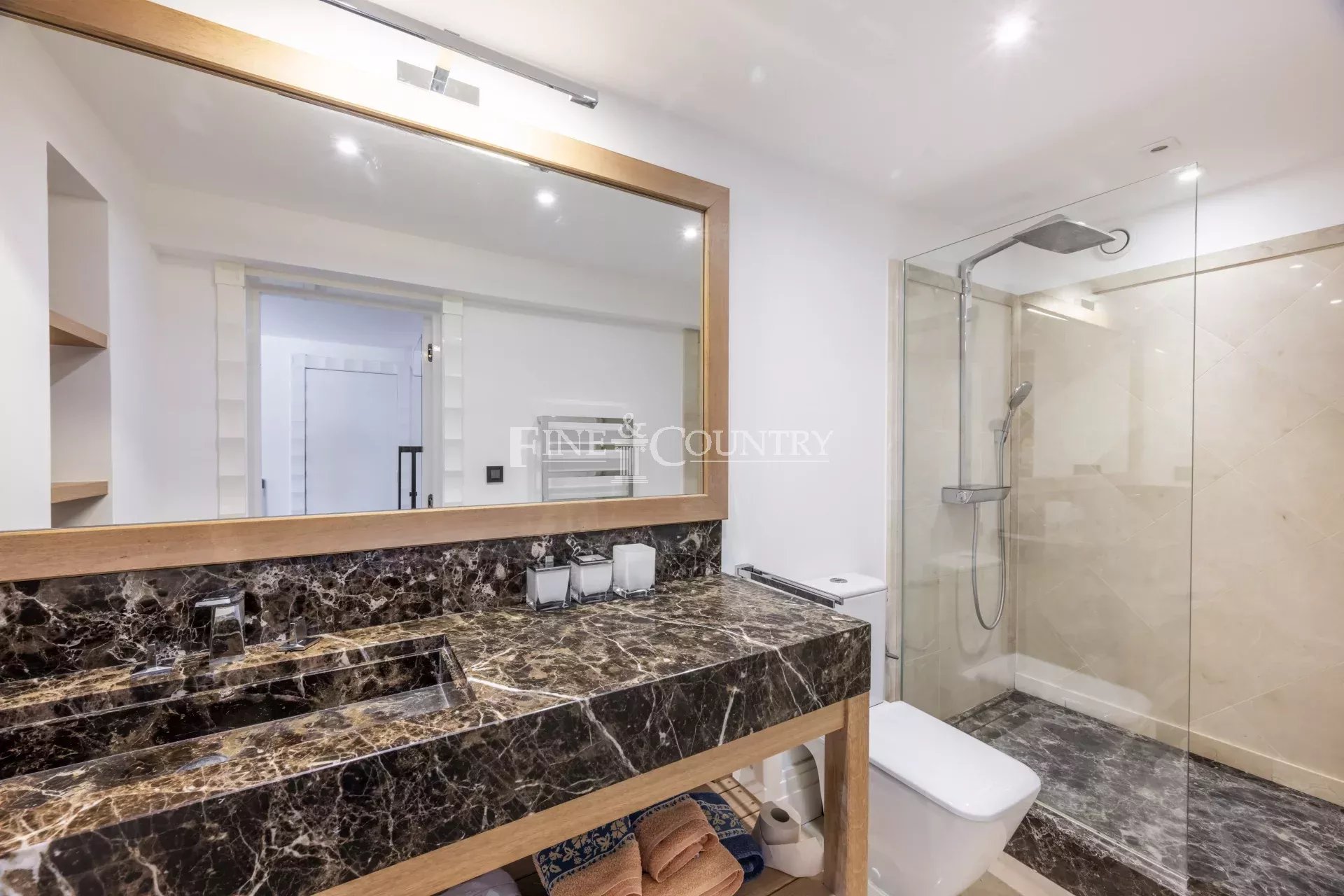 Photo of Art Deco Villa for Sale, Cannes Californie