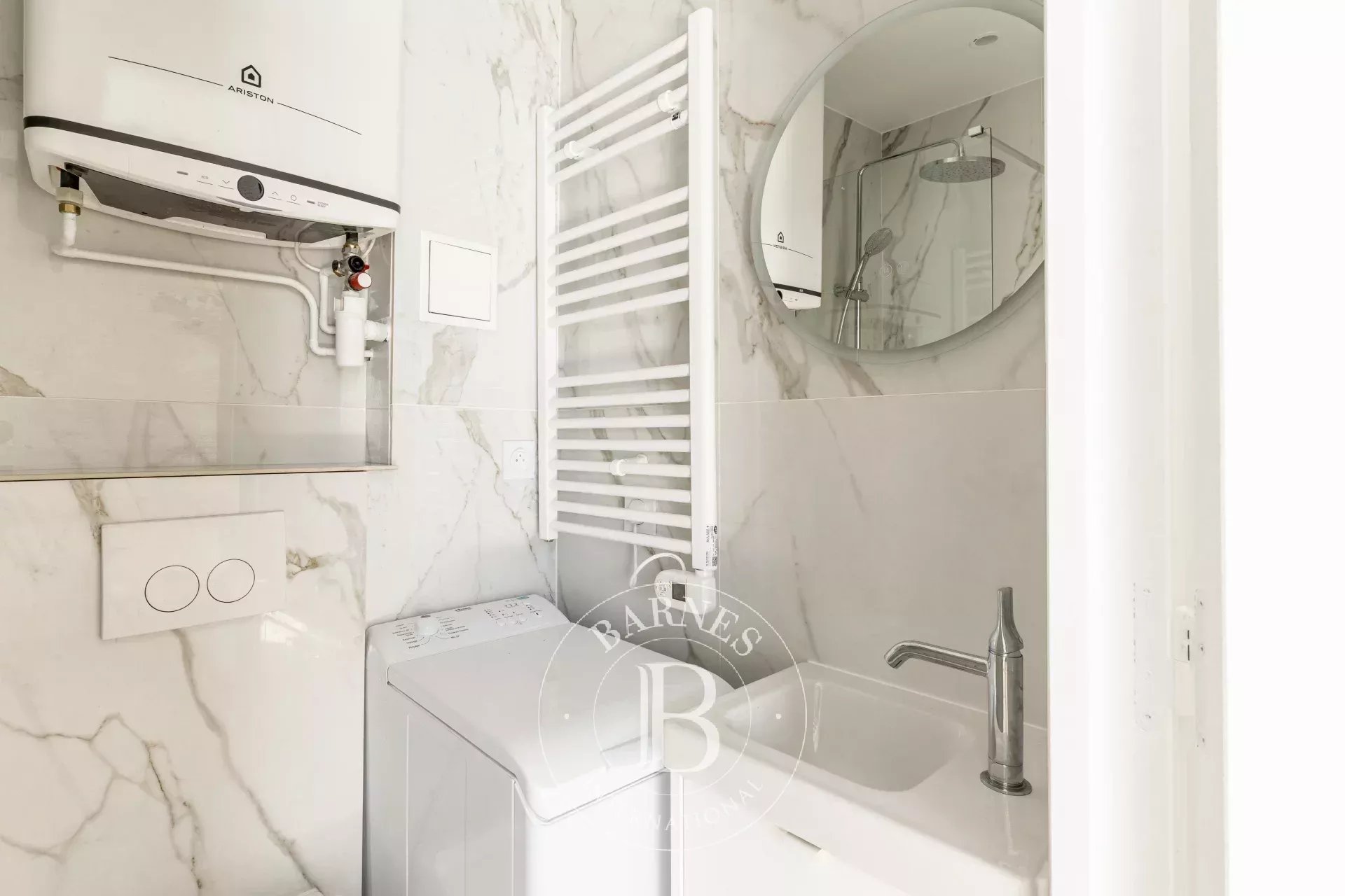 Daire Paris 3ème - picture 7