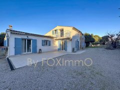 Property in Antibes in absolute calm, swimming pool — photo 1 of 7