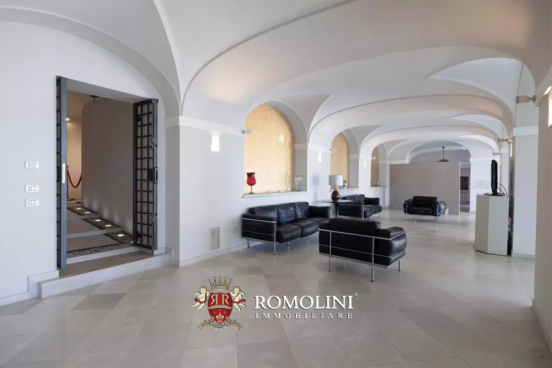 12 Bedroom Villa/Townhouse's Image 98