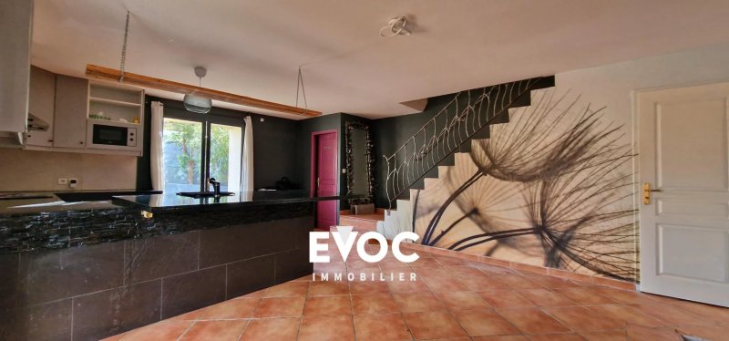 Photo 14 — Maison de caractère à vendre — Saint-Vincent-de-Barbeyrargues — T4 141 m² — Corps de ferme réhabilité — DPE C