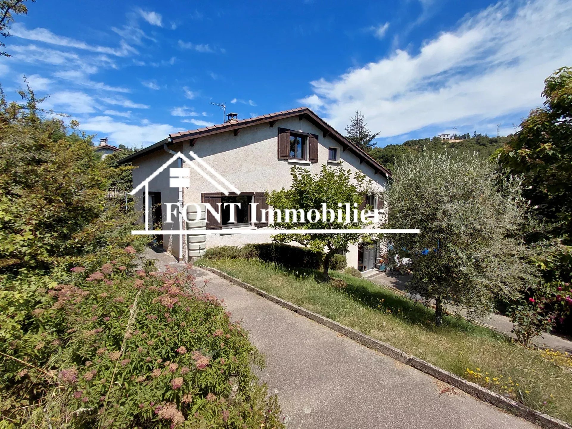 Agence immobilière de 