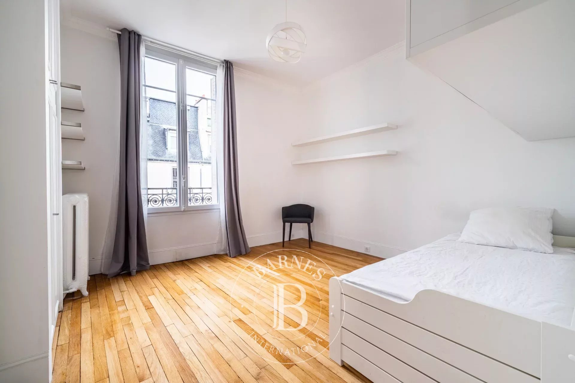 Paris  - Appartement 6 Pi&egrave;ces 4 Chambres - picture 11