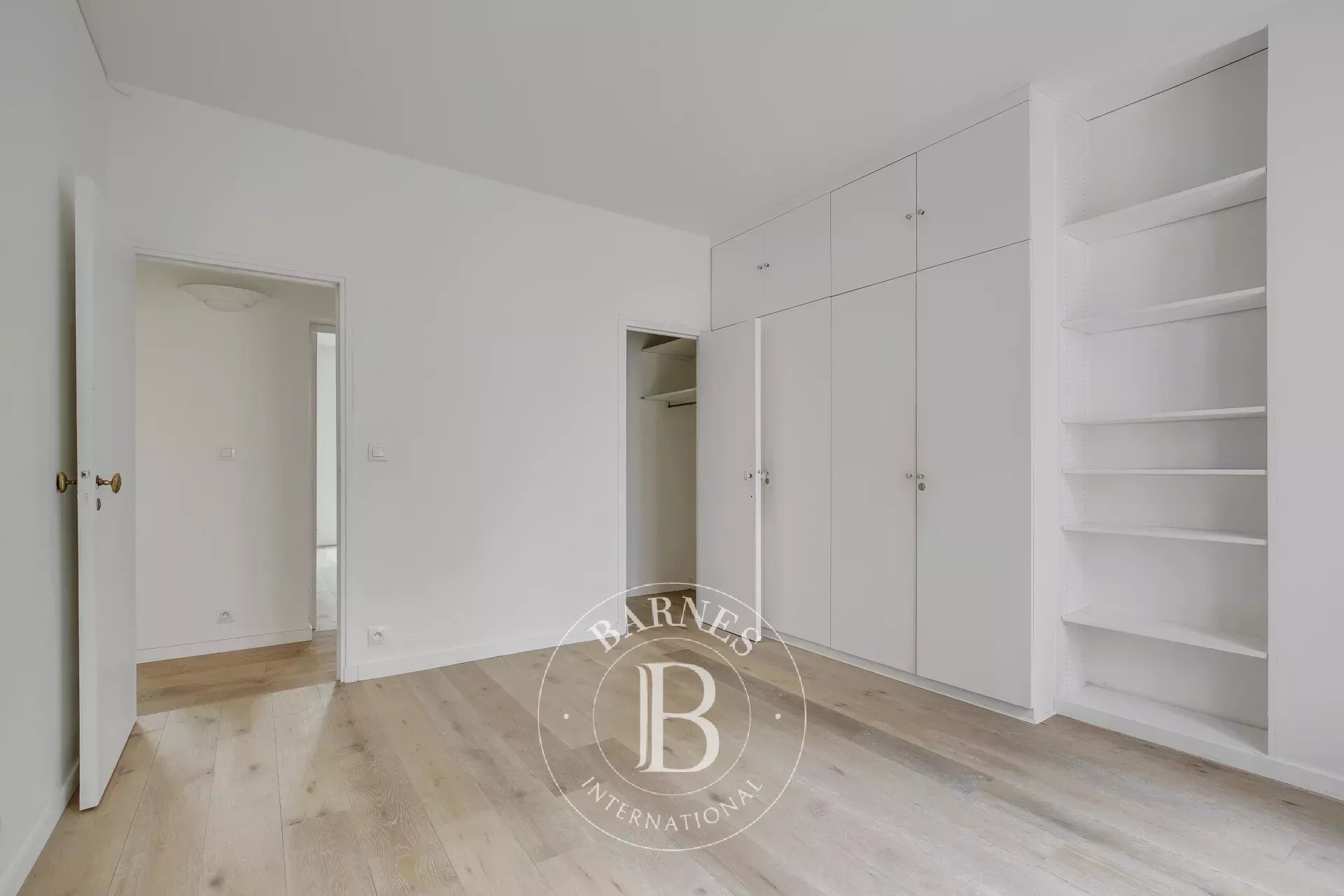 Apartment - Paris 6 - Croix Rouge/Du Four - 108,83 sqm - 3 bedrooms - picture 9