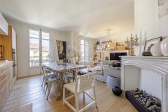 Designer loft on the top floor of an elegant bourgeois building – Libération district — photo 1 of 7
