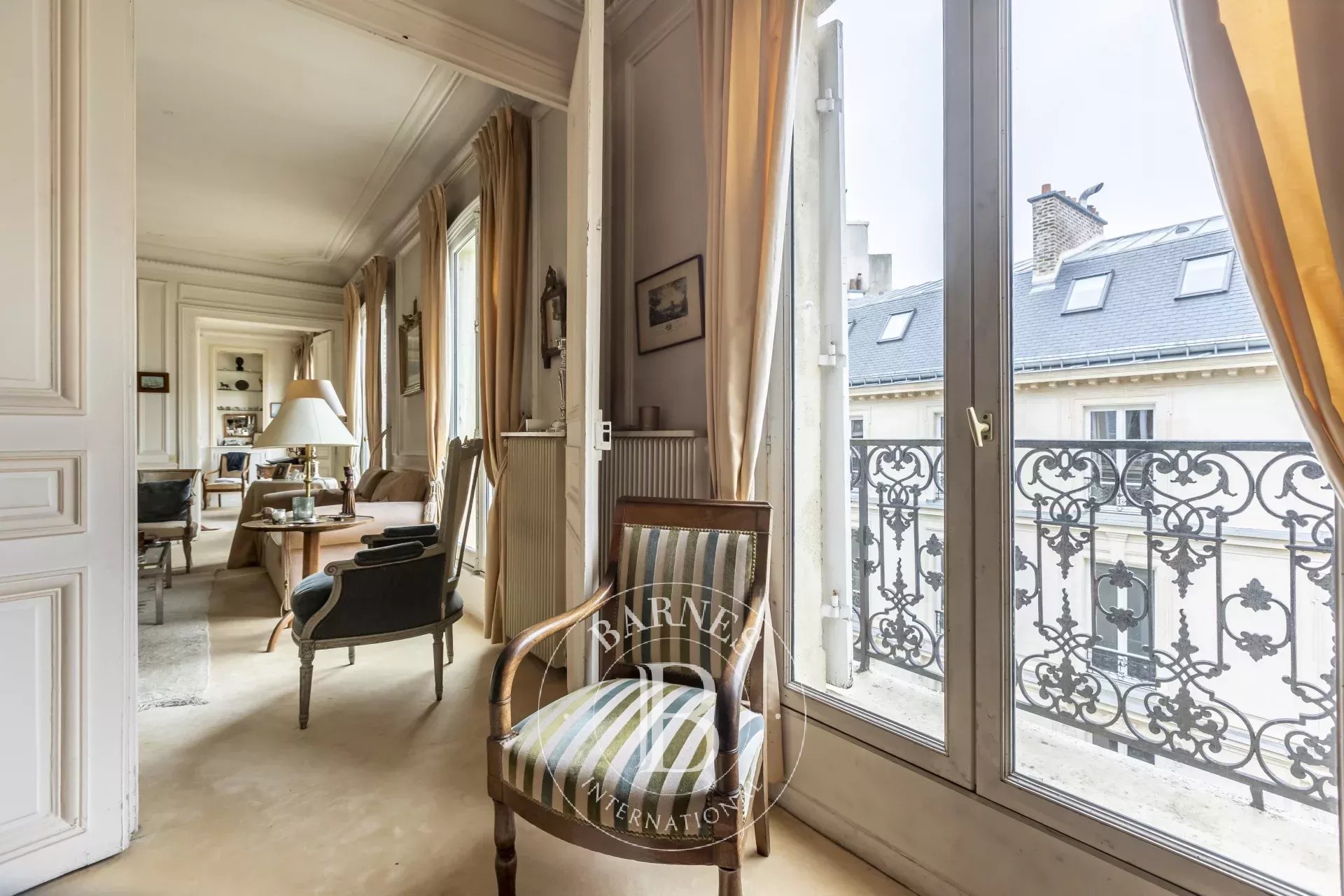 Exclusivity - Paris 16 - Place des Etats- Unis - 3 bedroom apartment