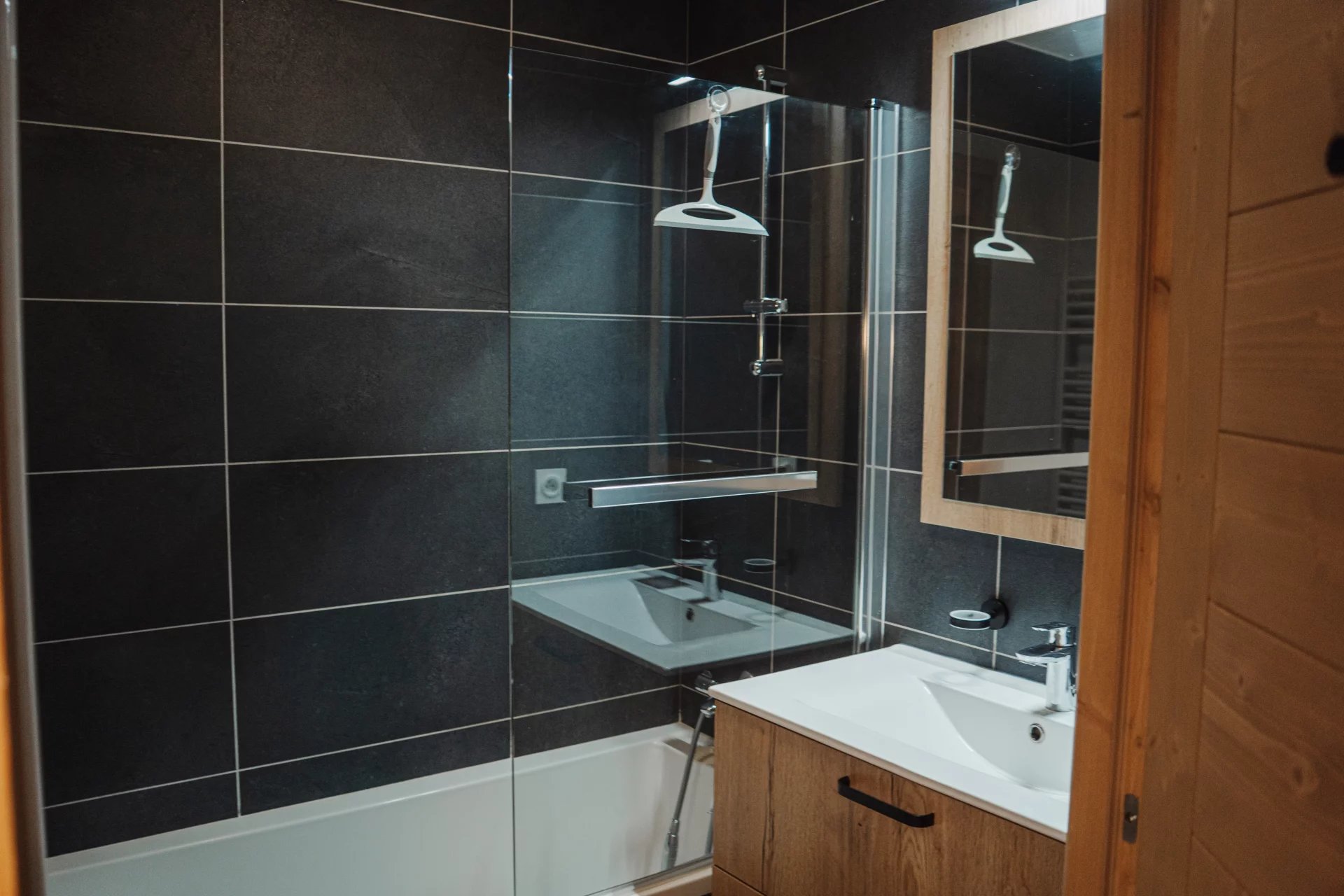 NEIGE ET SOLEIL A23 – Appartement 6 personnes proche des pistes