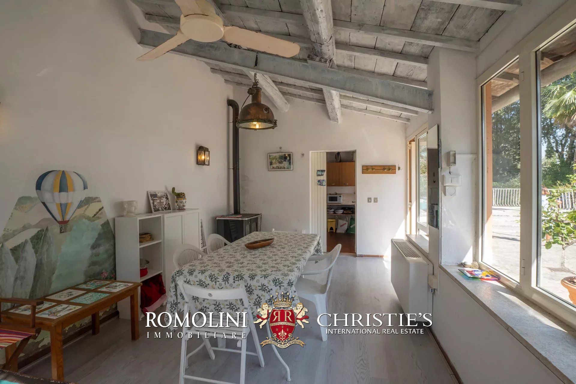 2 Bedroom Villa/Townhouse's Image 17