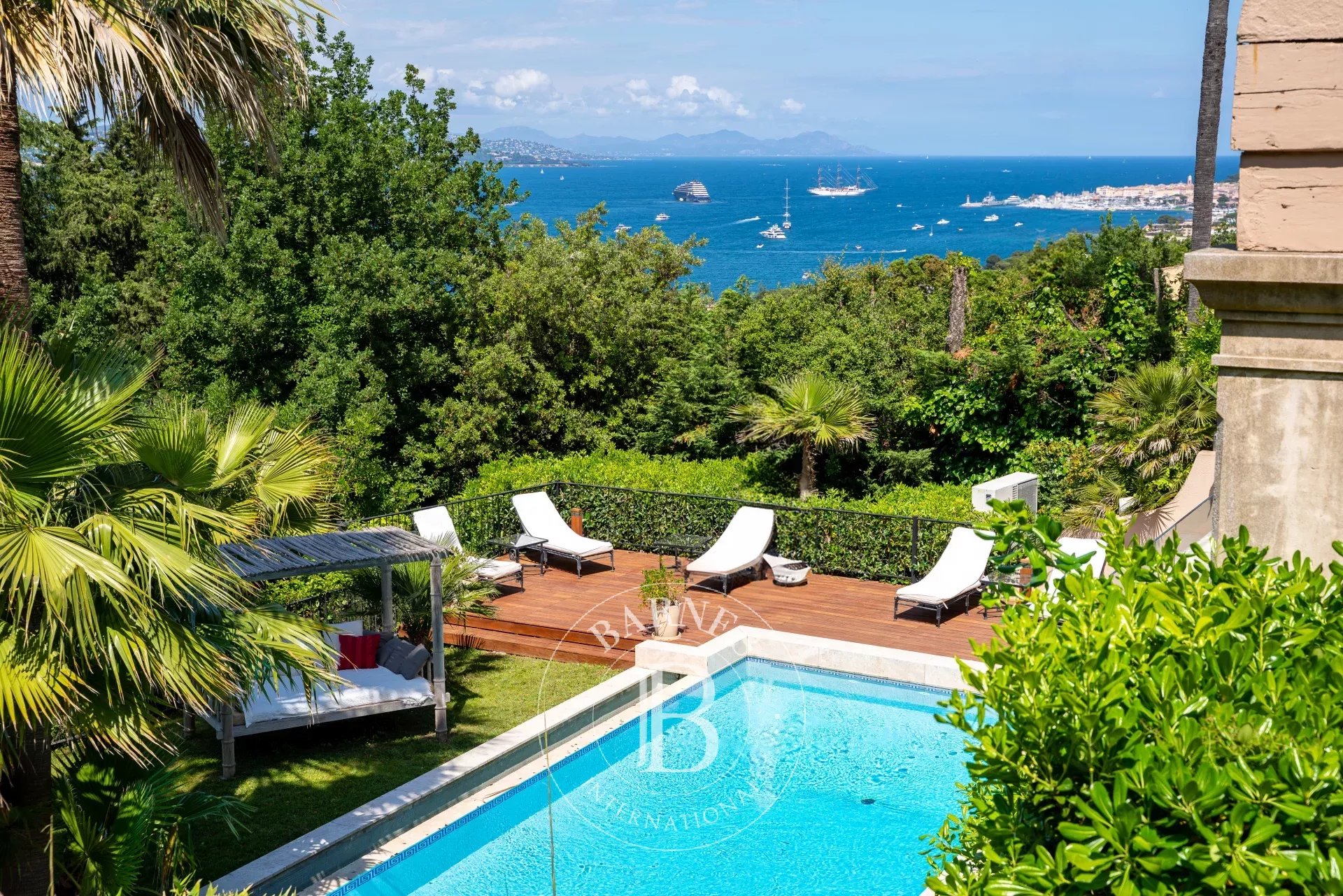 GOLFE DE SAINT-TROPEZ - GASSIN - SEA VIEW VILLA - picture 4