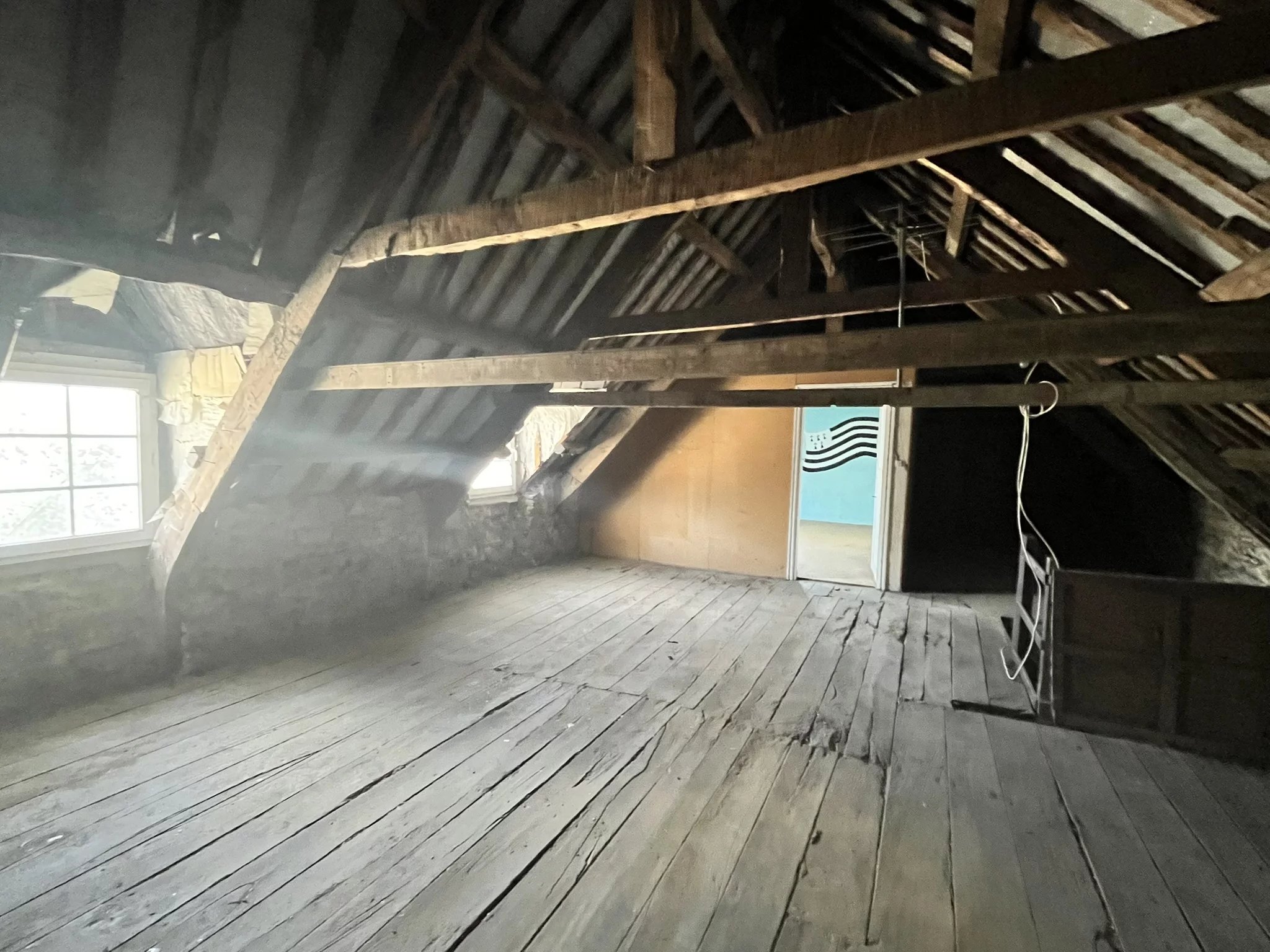 Appartement T3 à rénover – Fort potentiel – Centre de Plouër-sur-Rance