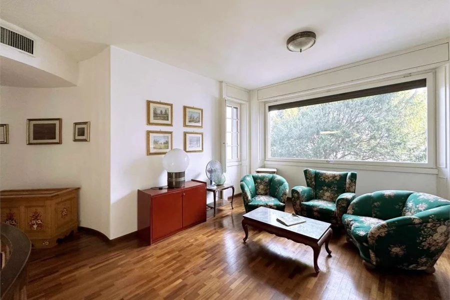 Villa luxueuse à Laglio - picture 7 title=