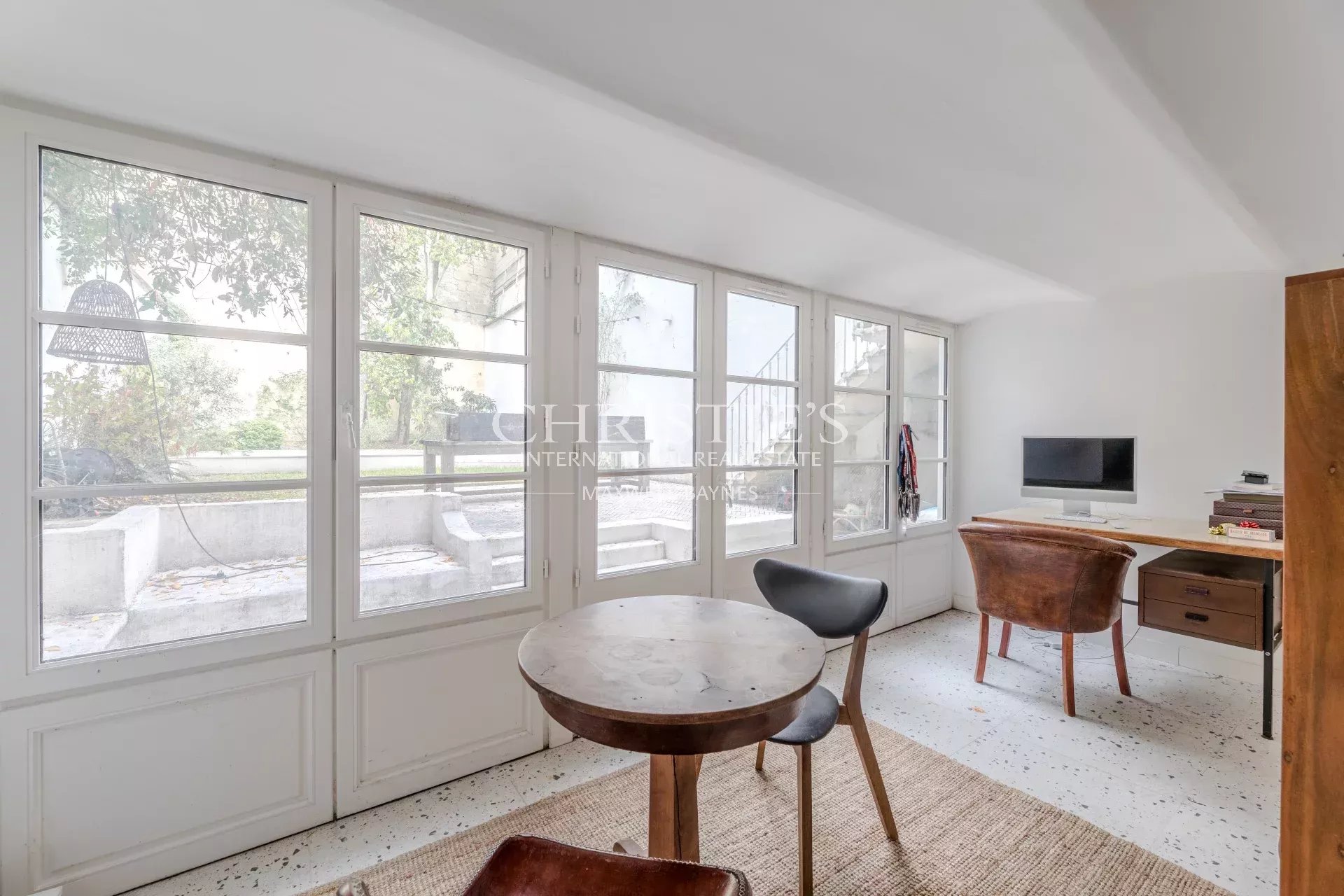 7 Bedroom Villa/Townhouse's Image 7