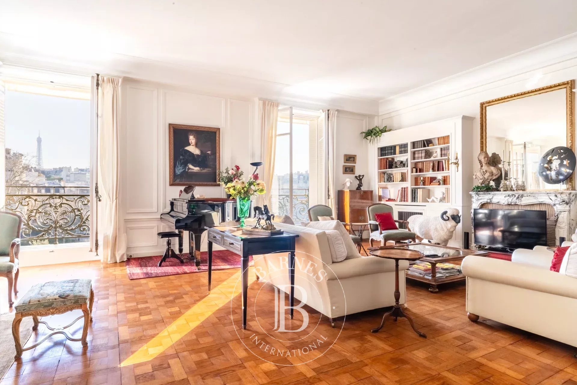 Квартира Paris 16ème