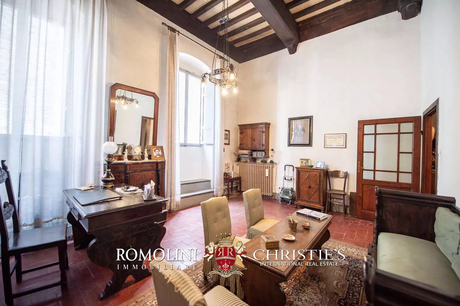 4 Bedroom Villa/Townhouse's Image 7