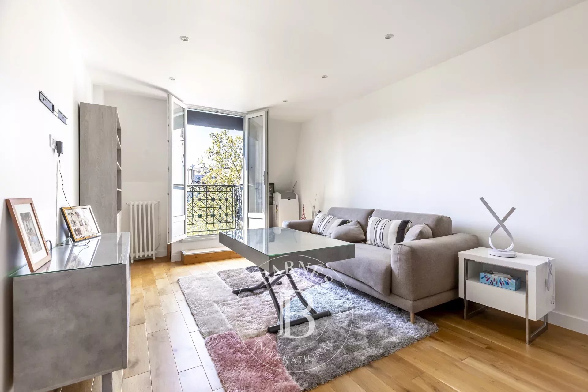 Daire Paris 8ème - picture 4