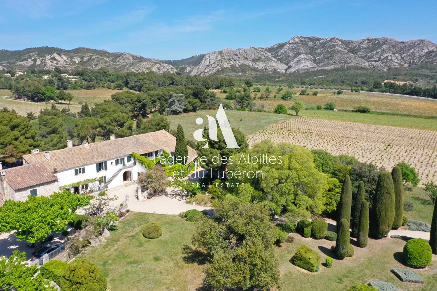 LA BASTIDE DES BUIS - LES-BAUX-DE-PROVENCE - ALPILLES - 7 CHAMBRES - 14 PERSONNES