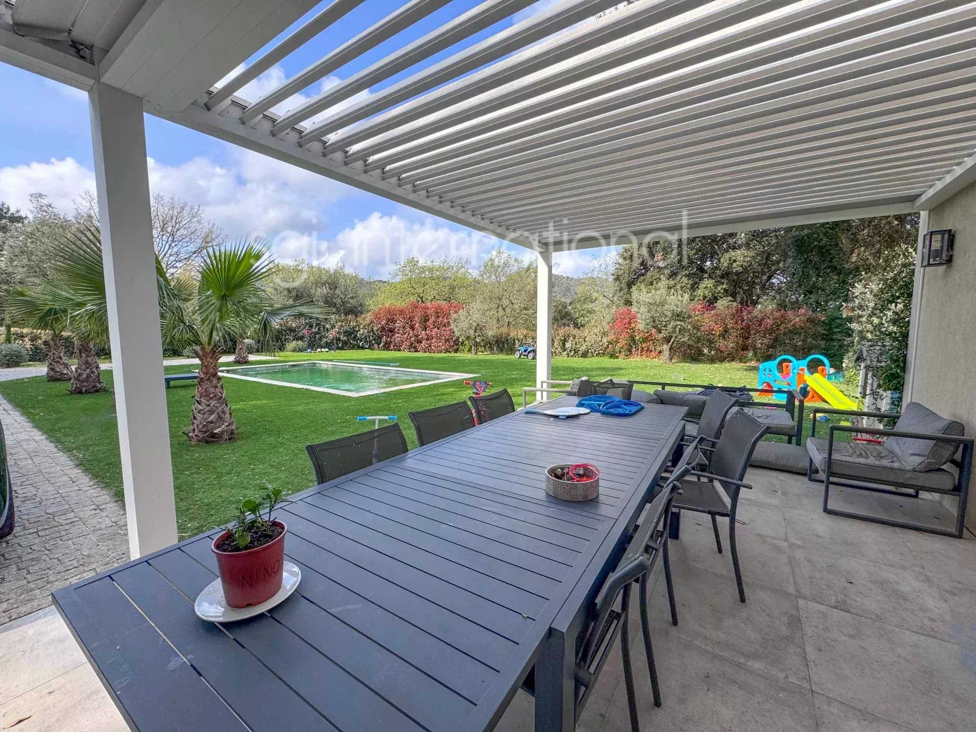 La Garde Freinet - renovated villa 1.5km from the village.