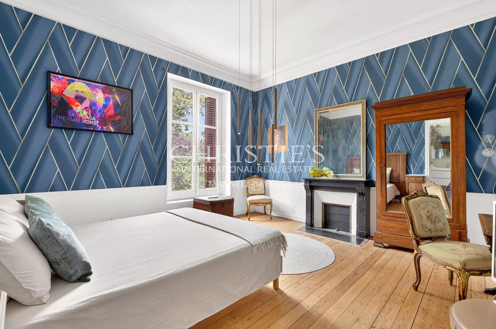 9 Bedroom Chateau's Image 48