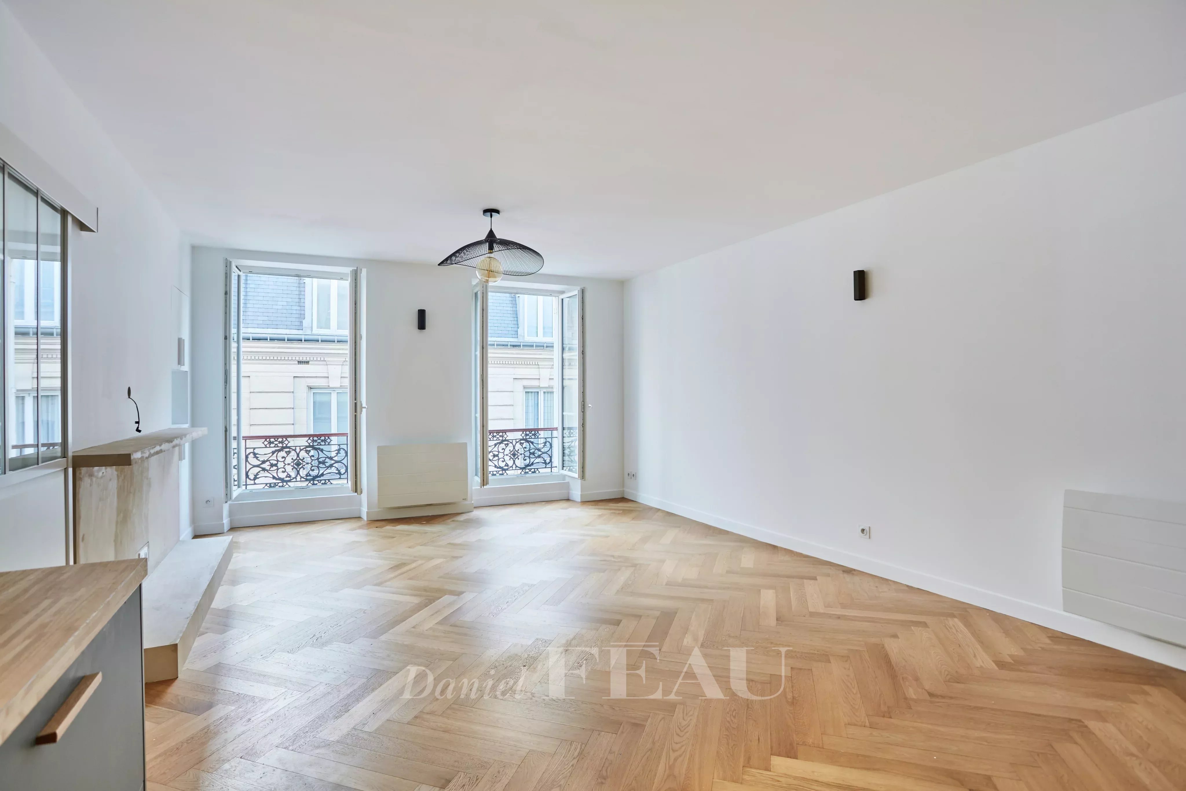 Paris 16th District – A 2-bed apartment in perfect condition