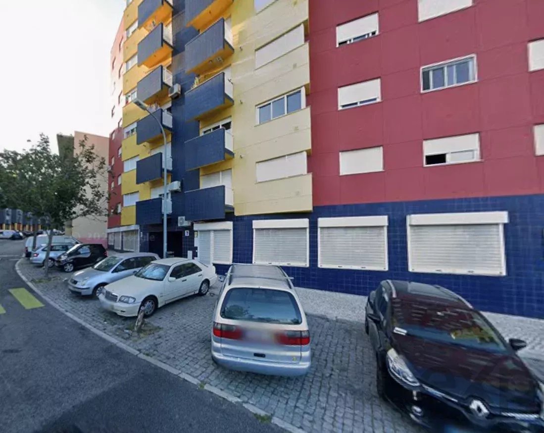 Commercial store with parking. 86795035 image 14
