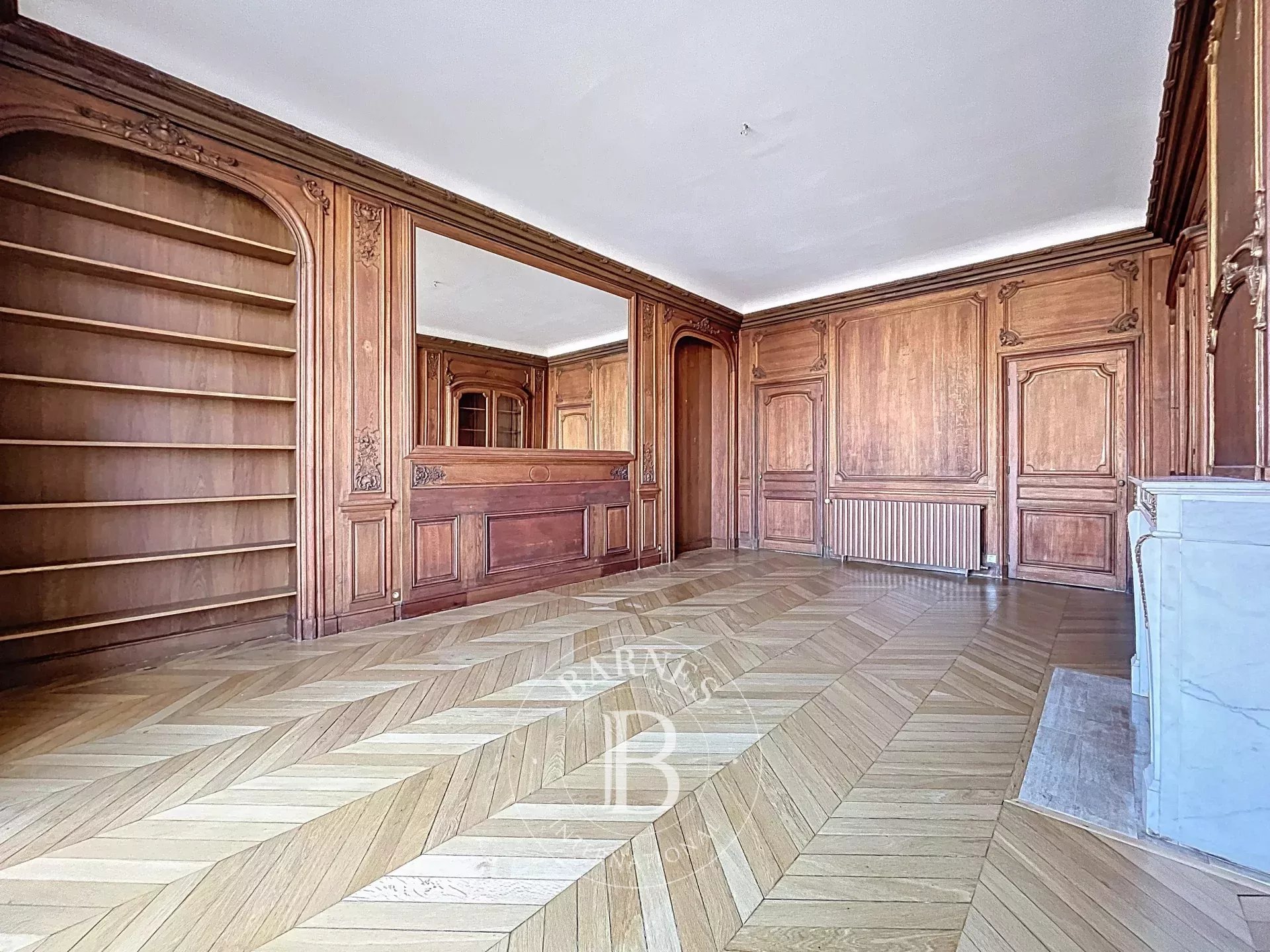 Paris  - Appartement 7 Pi&egrave;ces 3 Chambres - picture 9