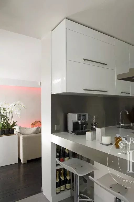 Daire Paris 10ème - picture 10