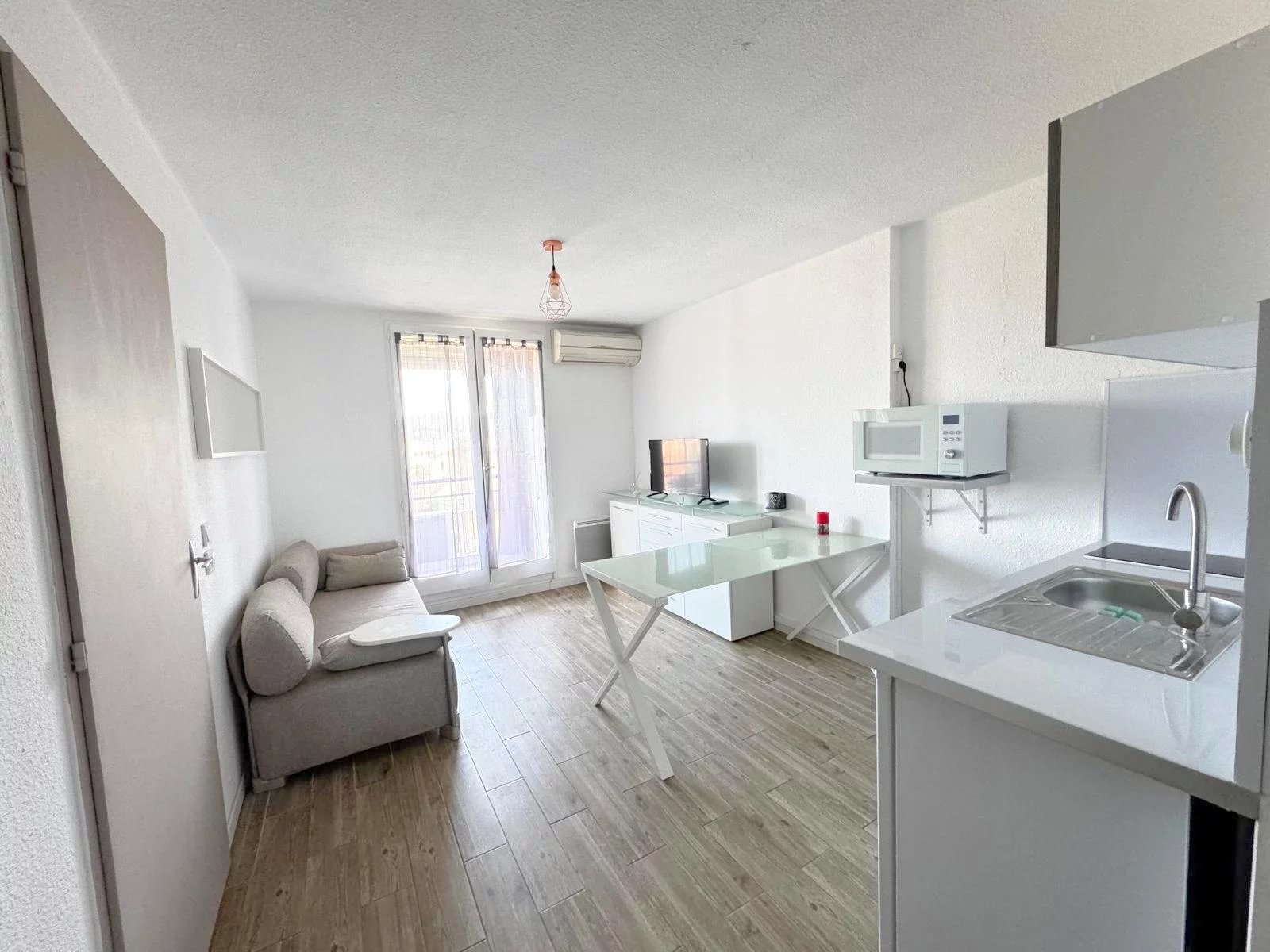 Agence immobilière de 