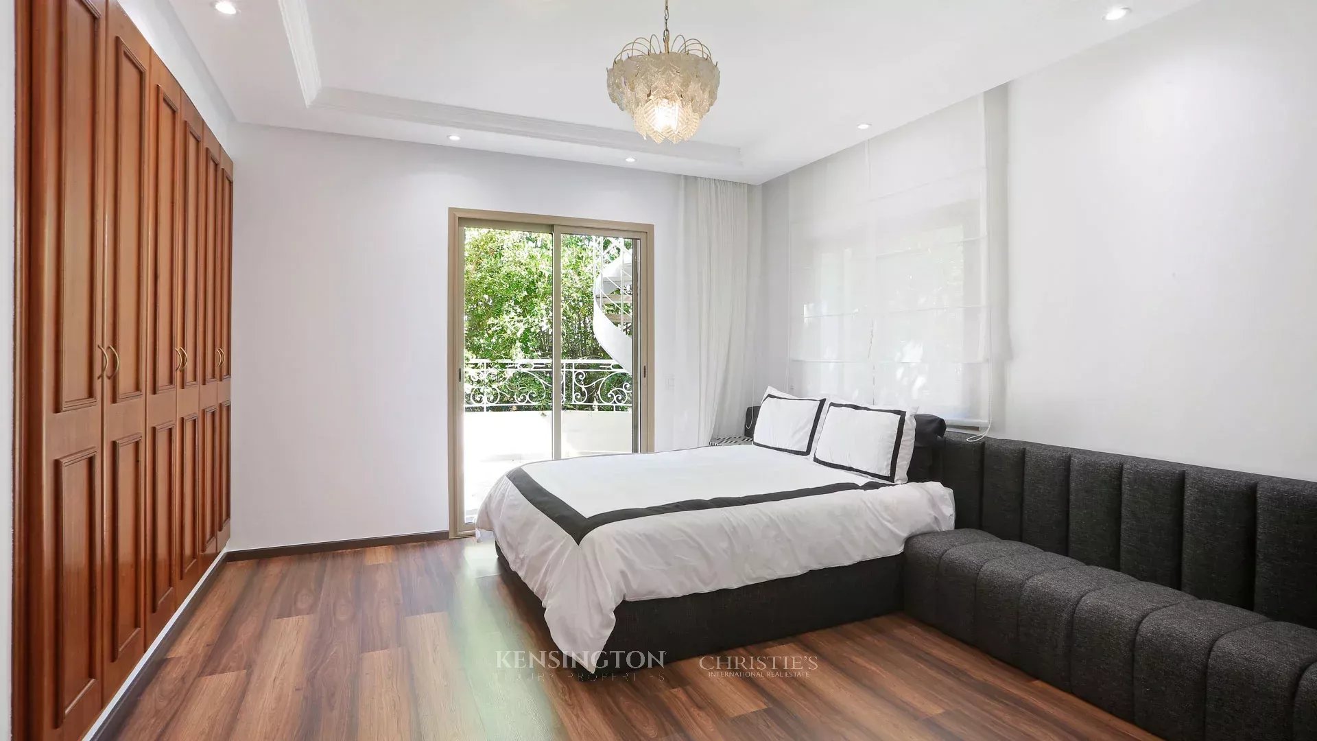 4 Bedroom Villa/Townhouse's Image 12