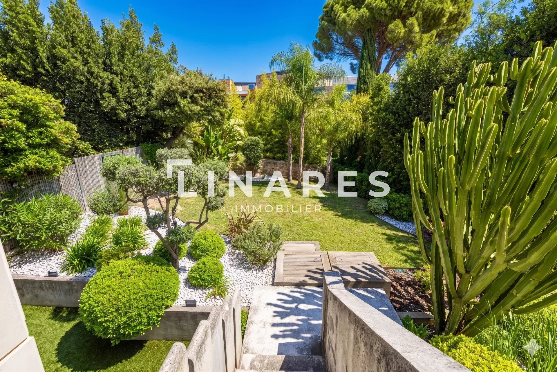 JARDIN SUSPENDU  - Appartement T6 avec jardin 400 m2 - Terrasses + Parking -13008 Carré d'or