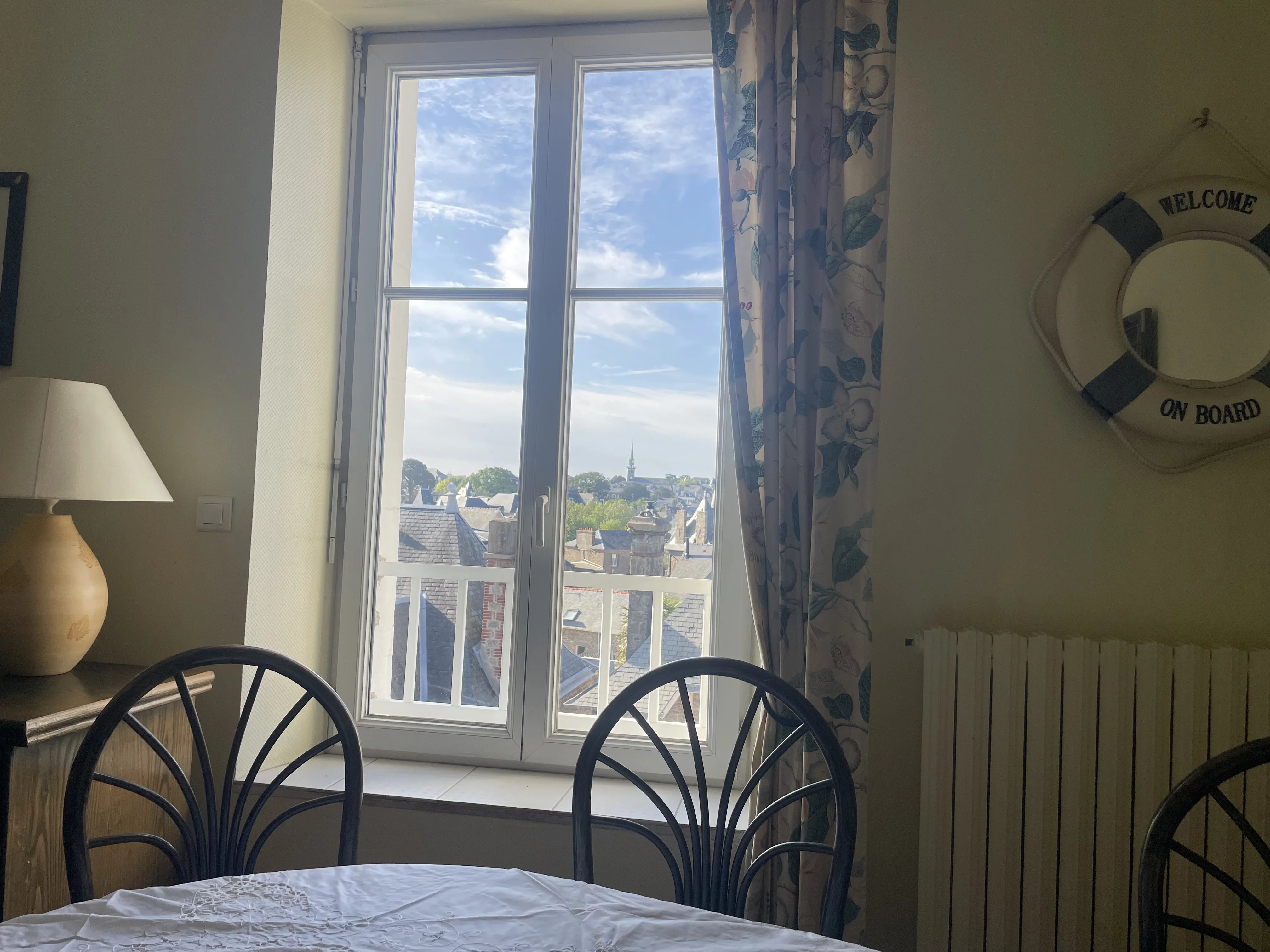 DINARD – À 100 m de la plage : un appartement d’exception
