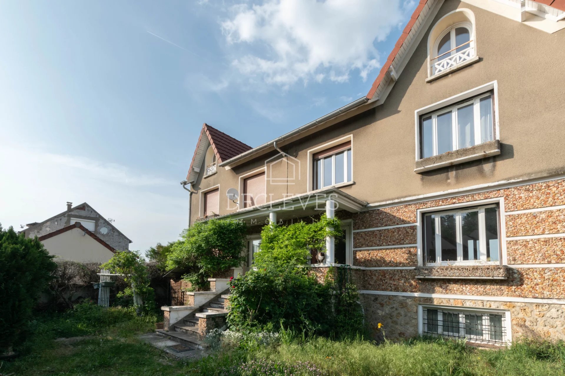 Agence immobilière de 