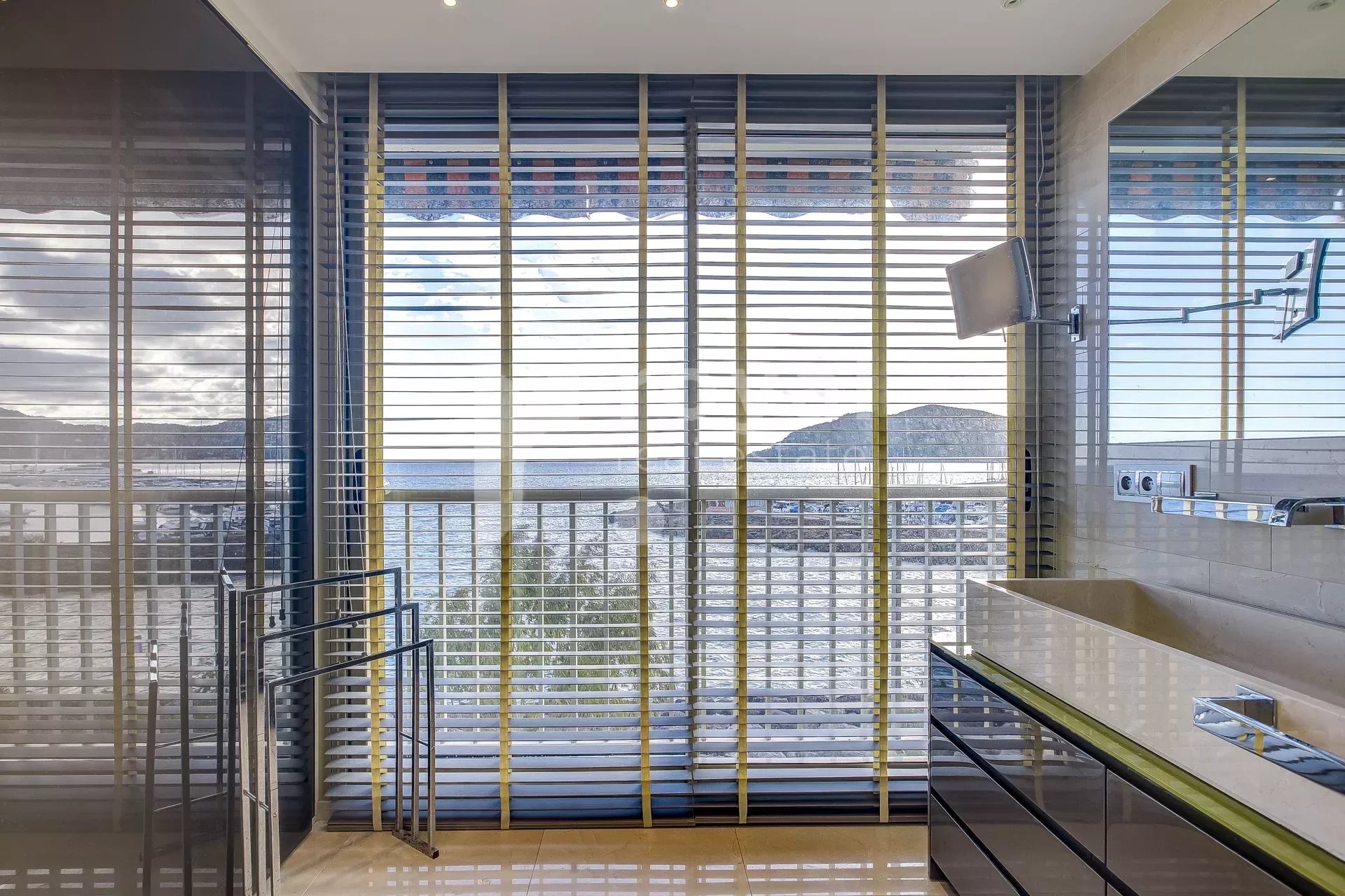 Appartement de luxe avec vue mer panoramique — photo 10