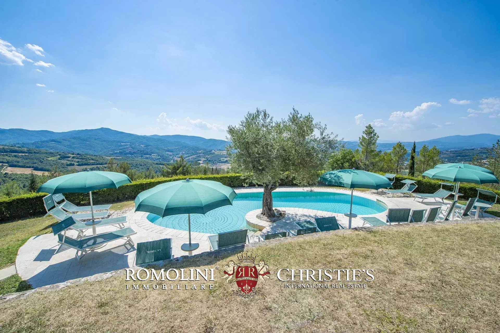 10 Bedroom Villa/Townhouse's Image 27