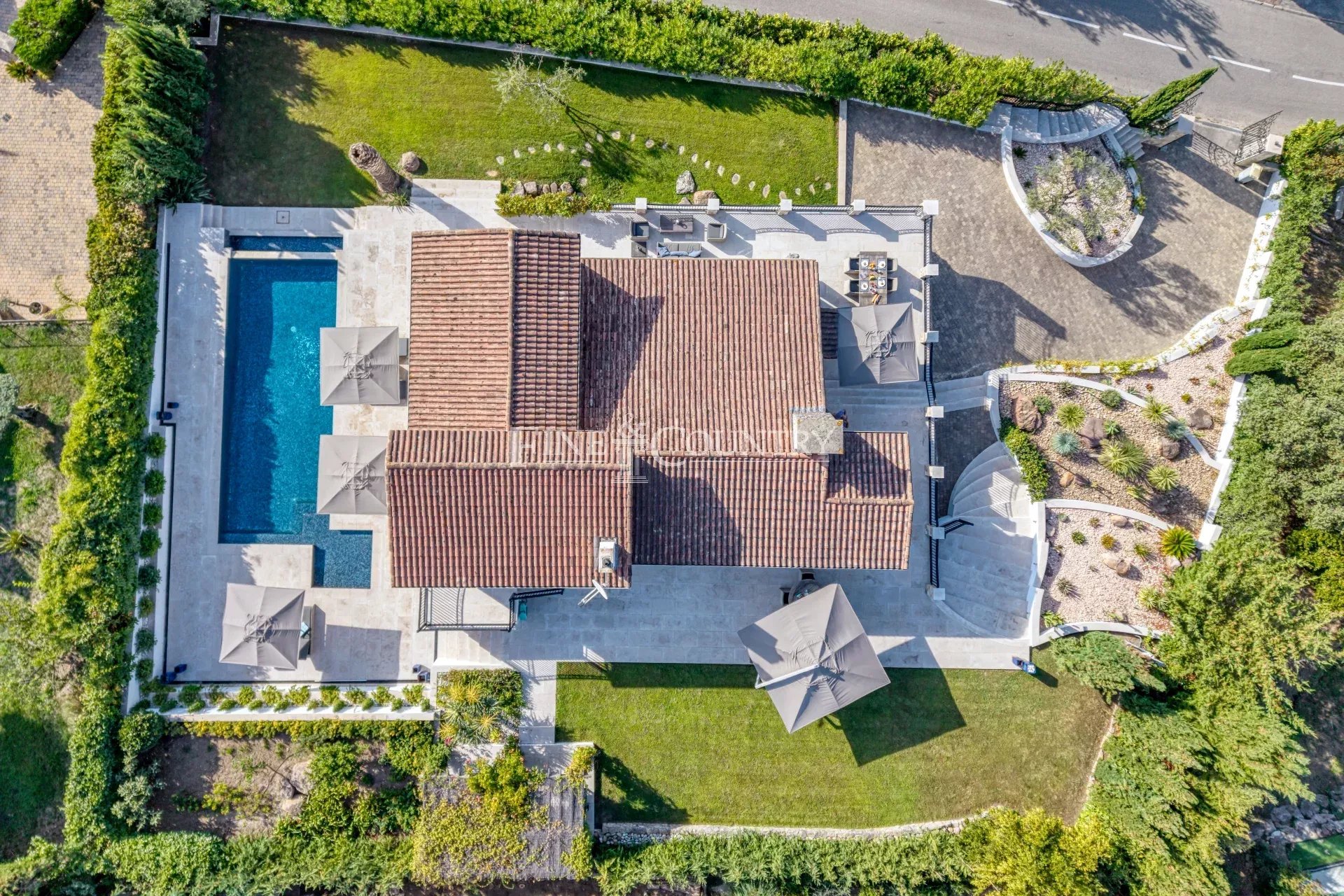 Photo of Villa for sale in Mandelieu with swimming pool and panoramic viewsl