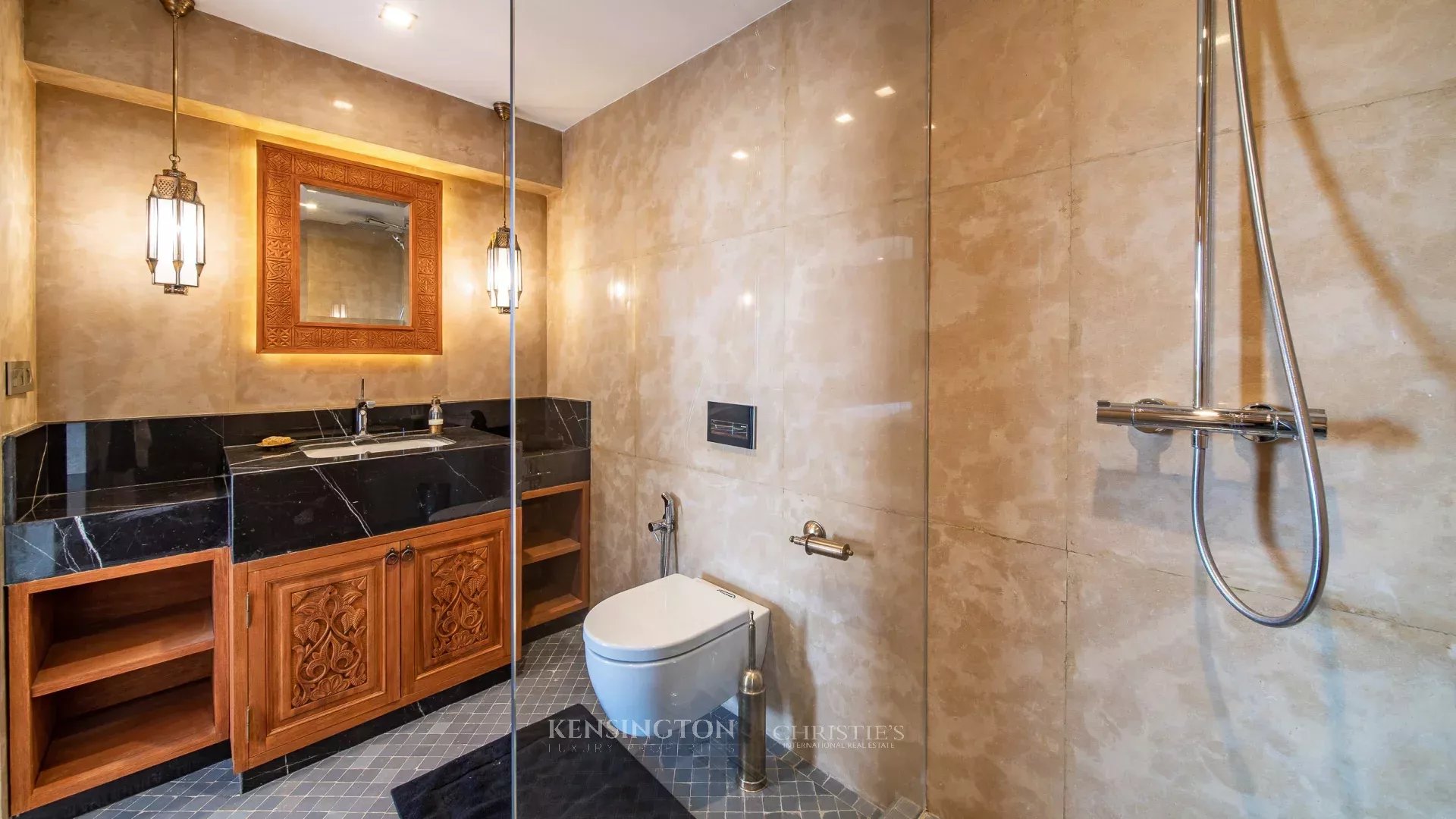 5 Bedroom Villa/Townhouse's Image 26