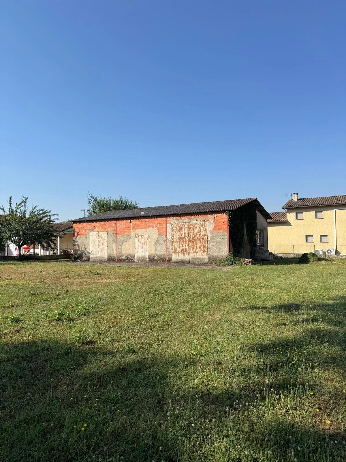 Vente Hangar Saint-Sulpice-la-Pointe