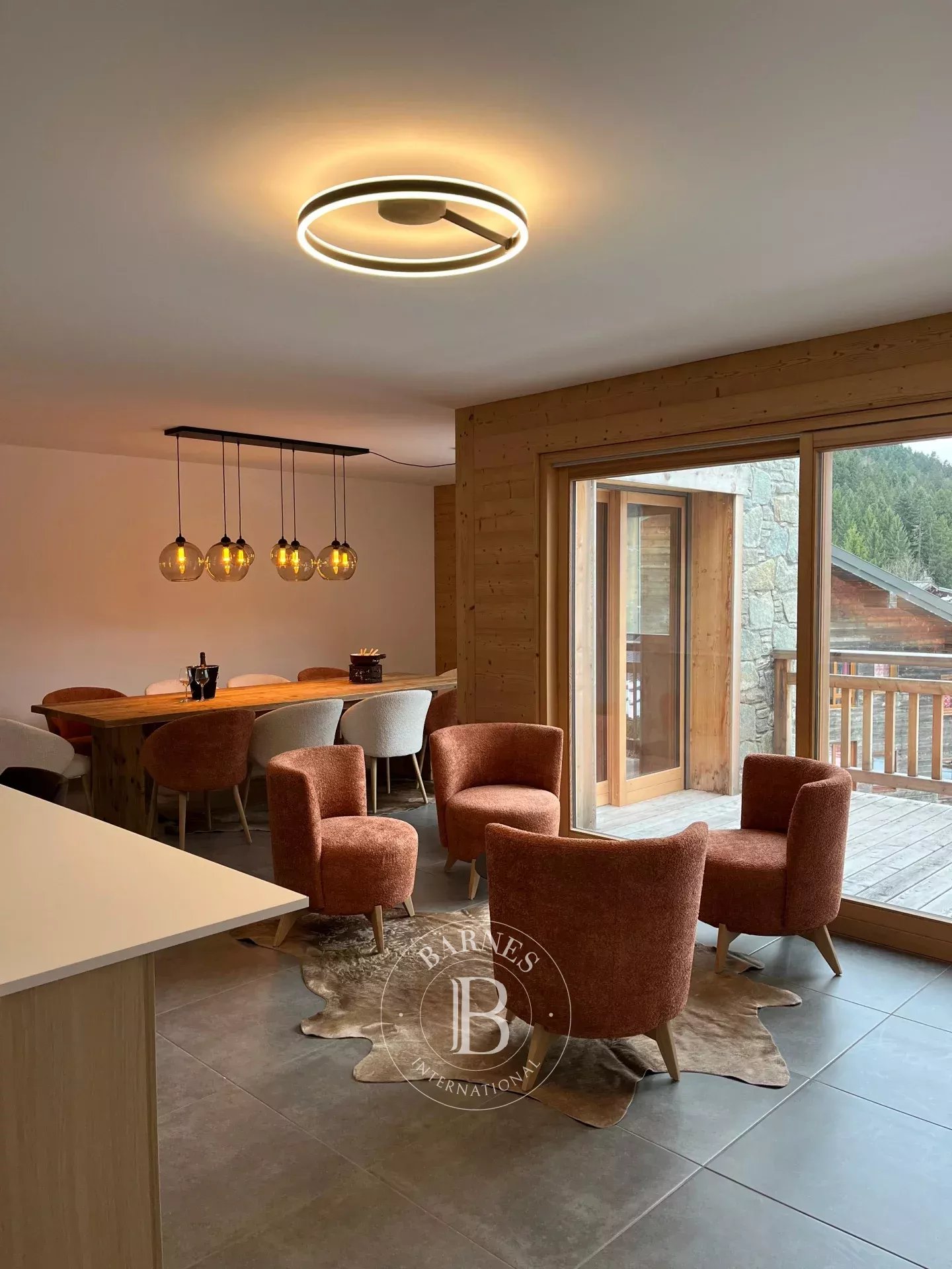 Photo of Les Gets – Spacious Family T6 Duplex – Direct Ski Access – Open Mountain Views