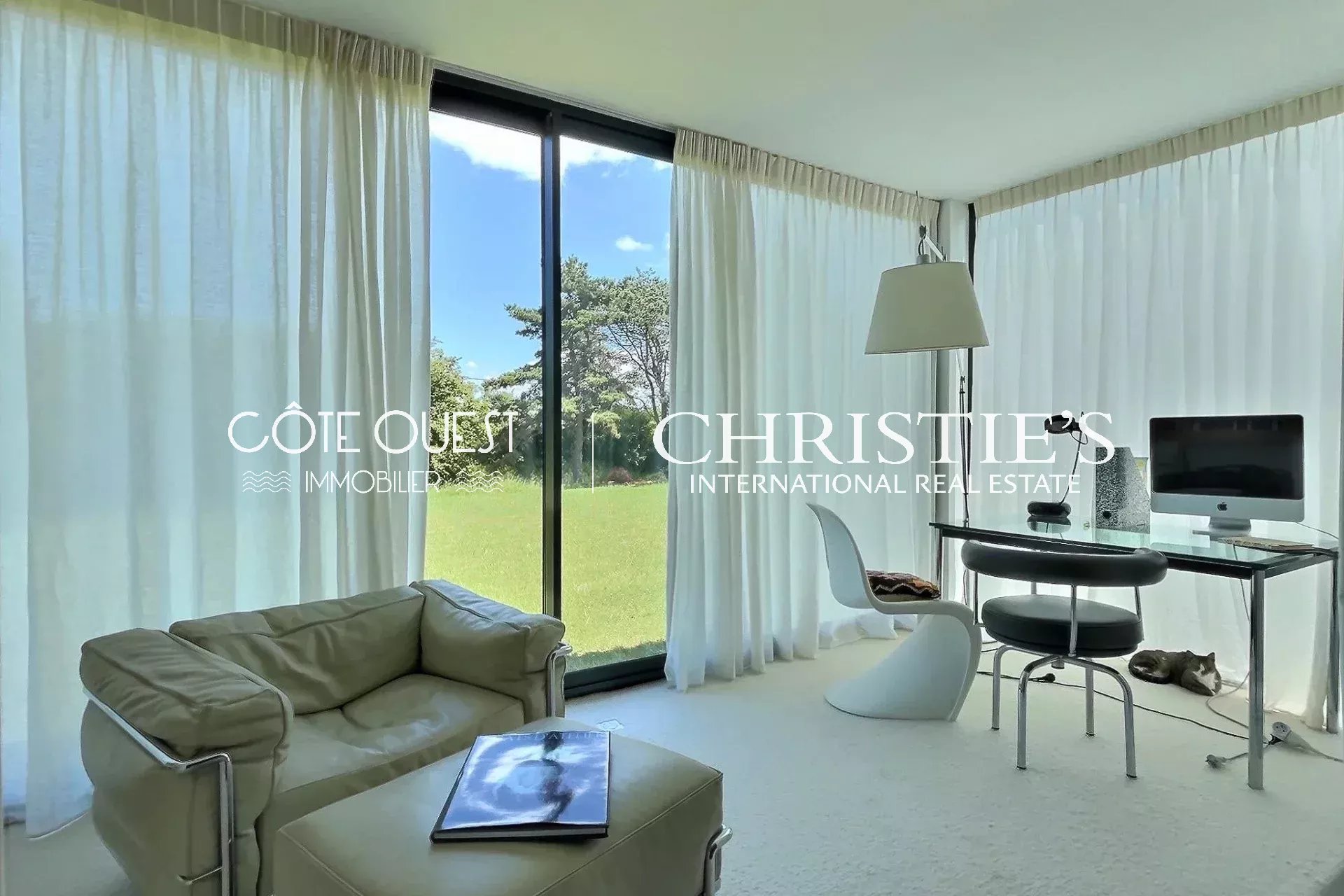5 Bedroom Villa/Townhouse's Image 5