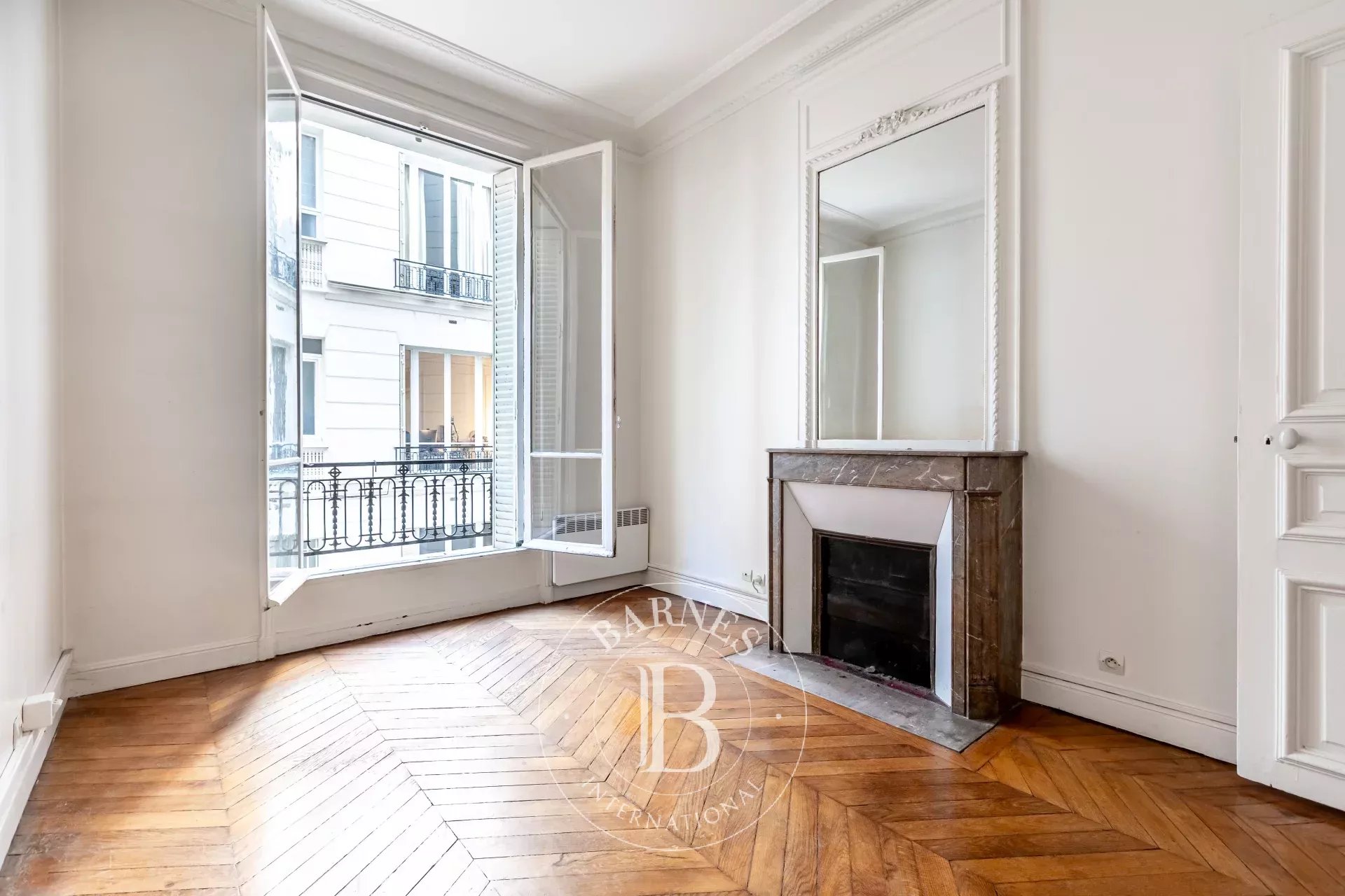 Daire Paris 16ème - picture 9