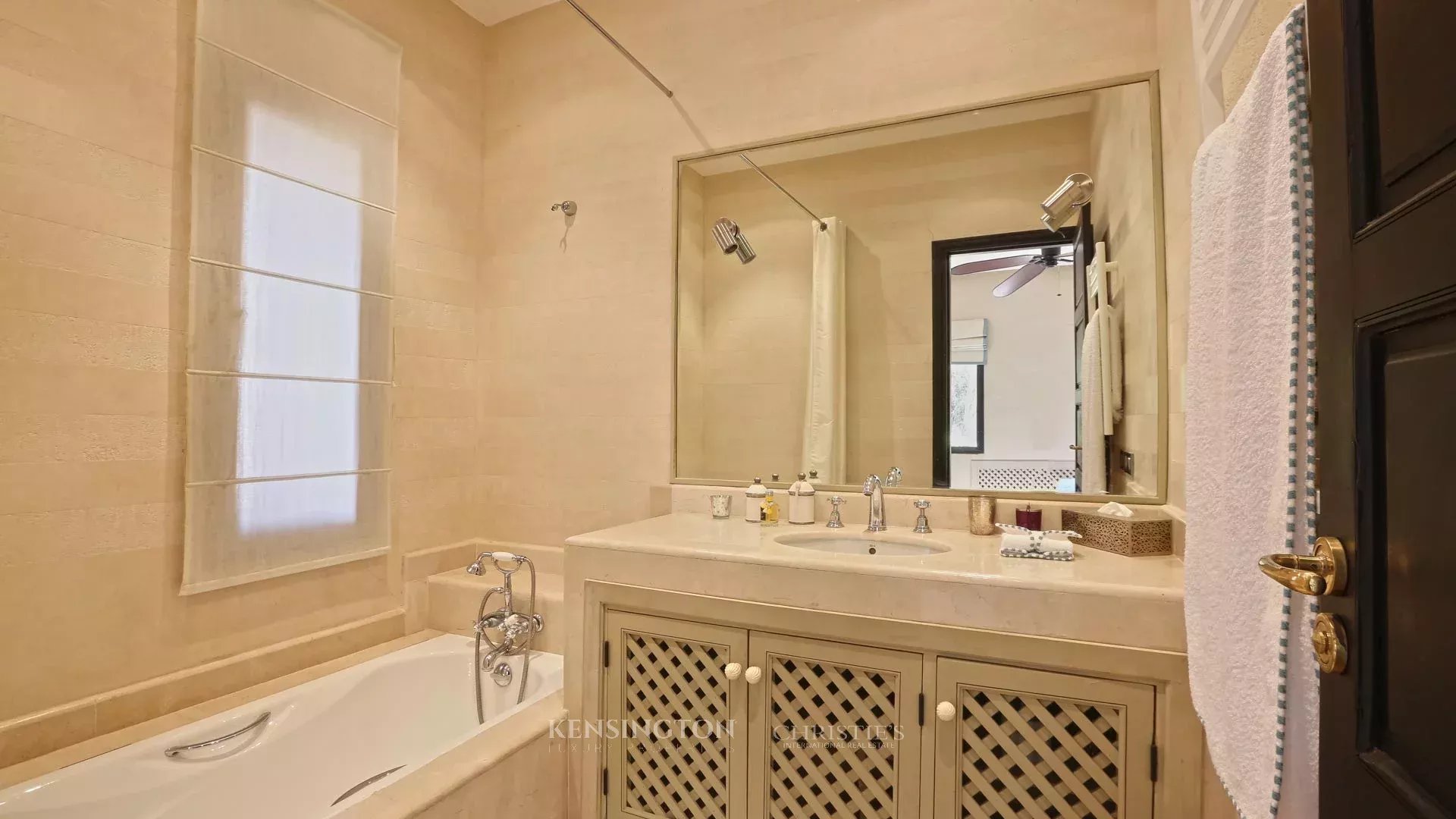 12 Bedroom Villa/Townhouse's Image 33