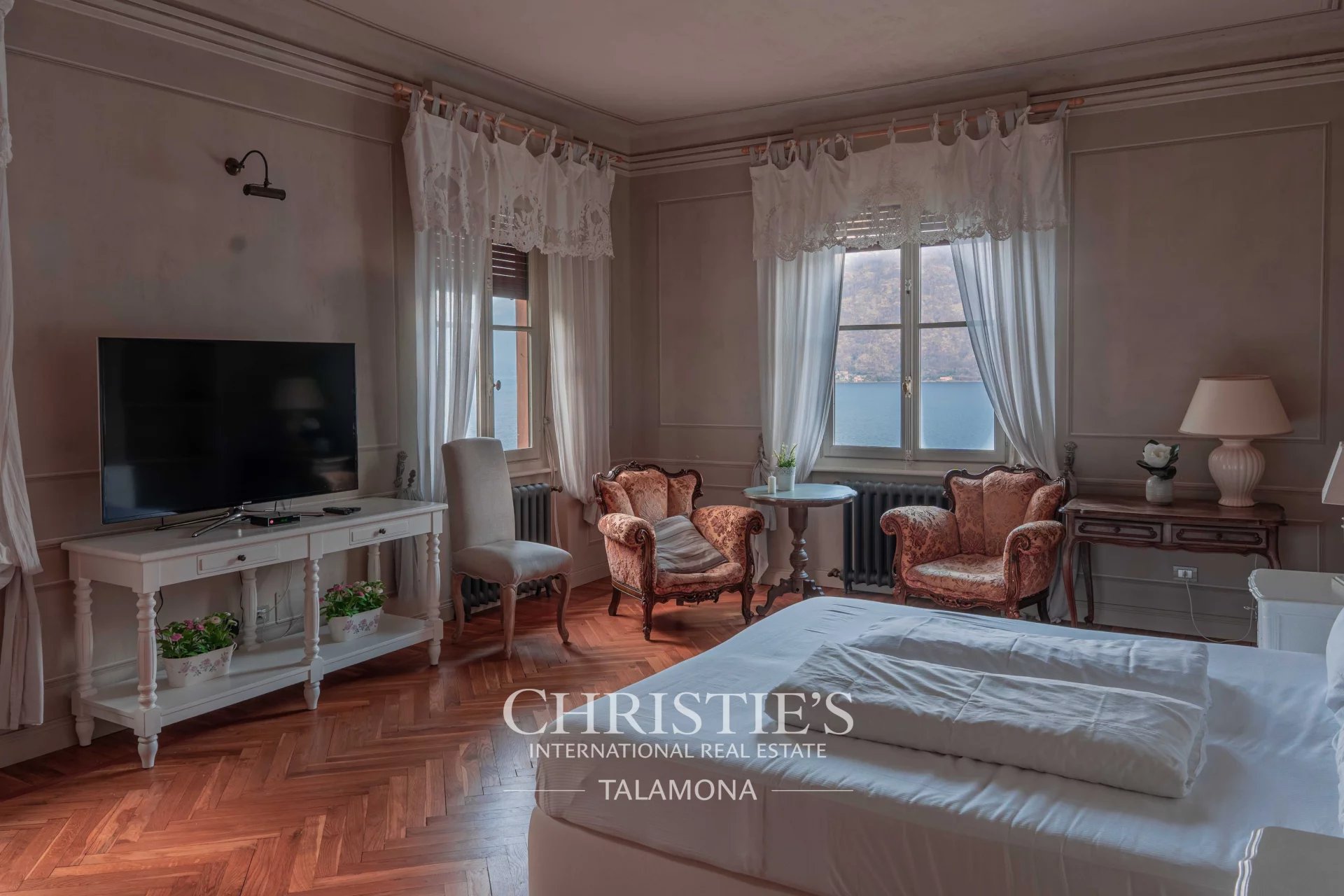 Villa/Townhouse's Image 13