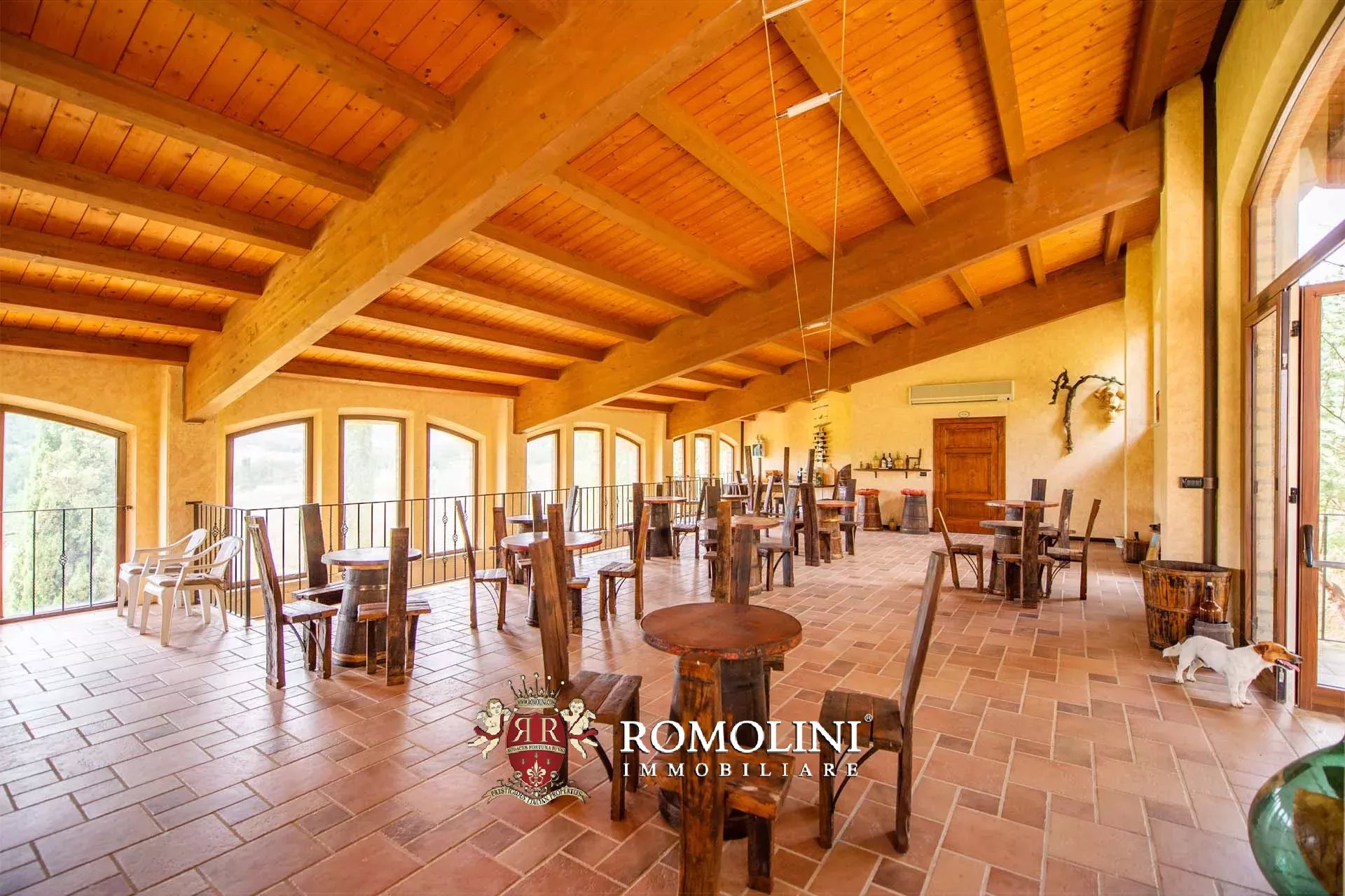 2 Bedroom Vineyard's Image 26