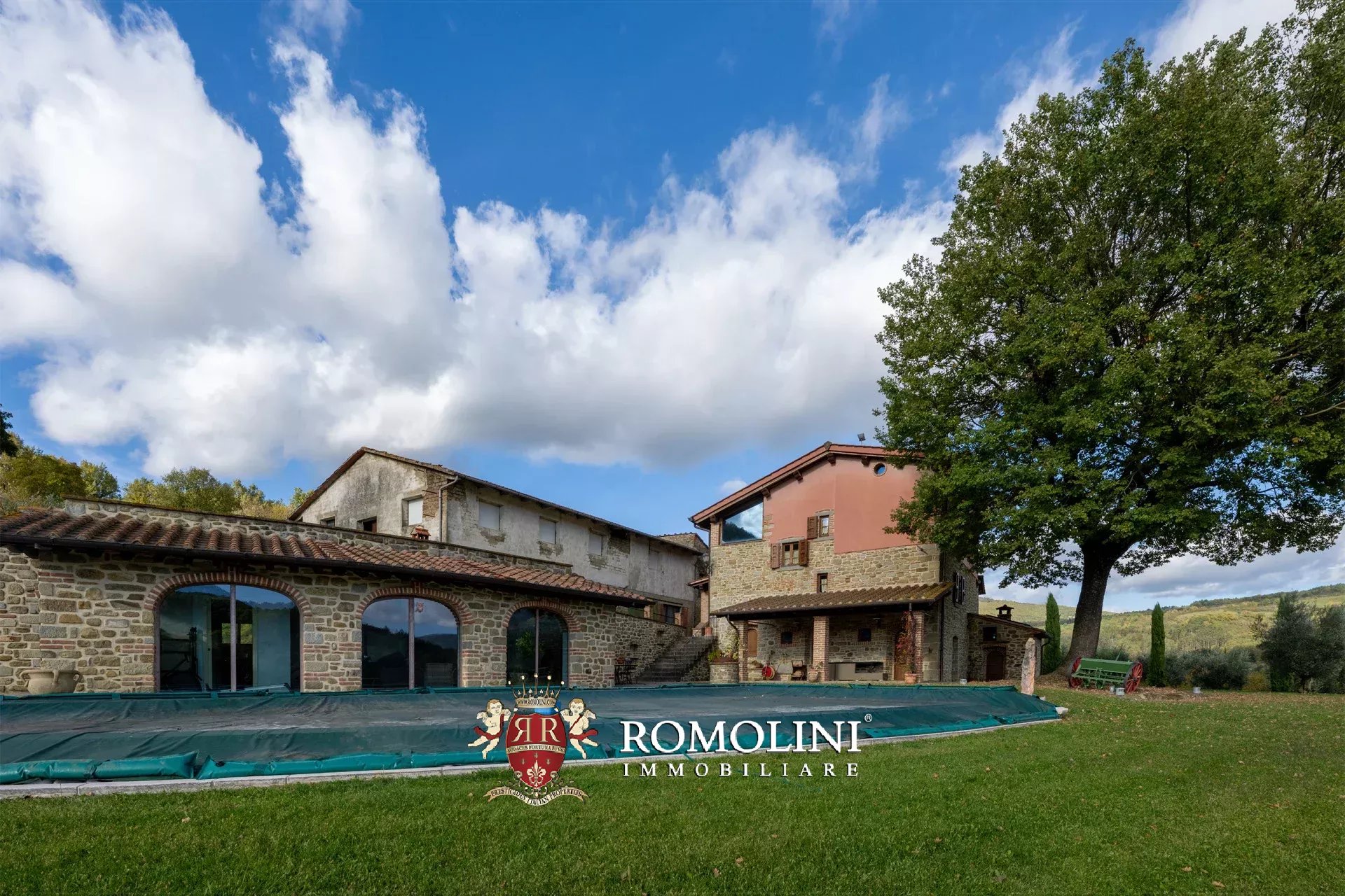 4 Bedroom Villa/Townhouse's Image 3