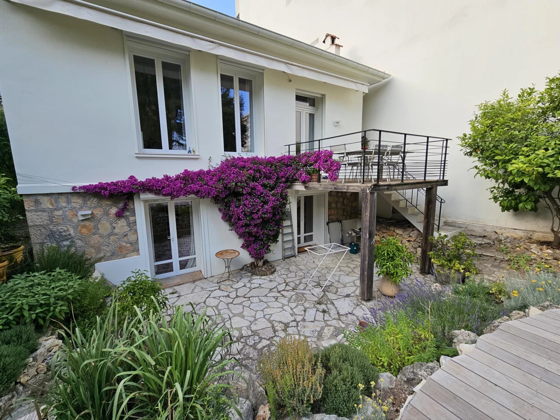 Modern Villa Exterior