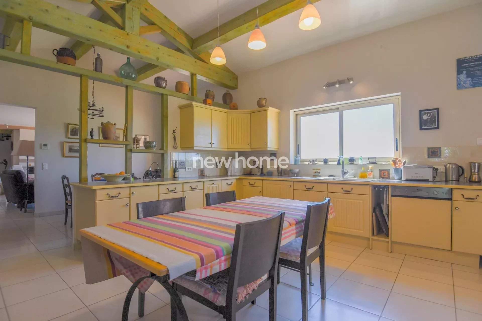 Propriété d'exception à Lorgues avec vue panoramique et appartement indépendant