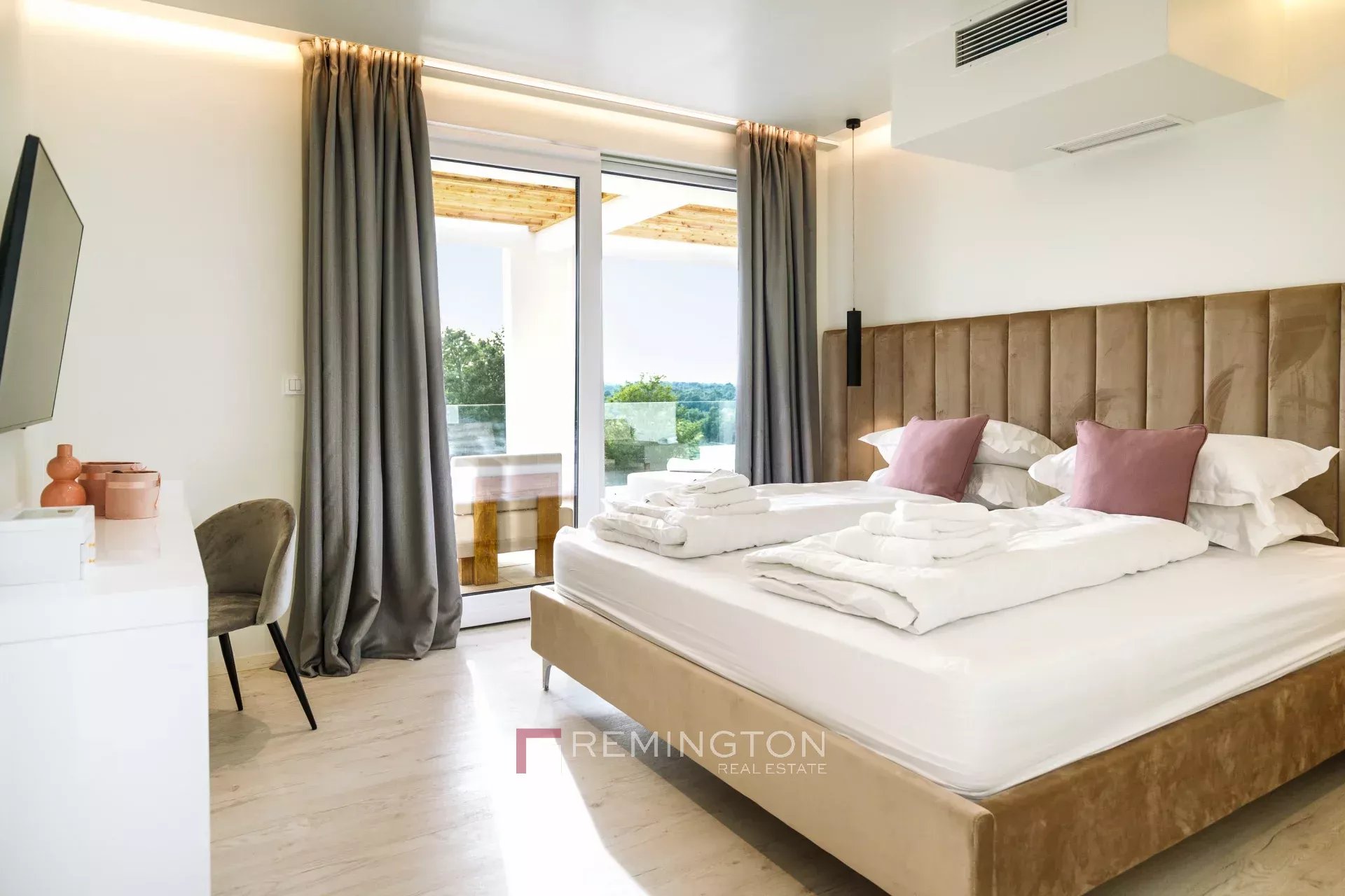 Villa/Townhouse's Image 12