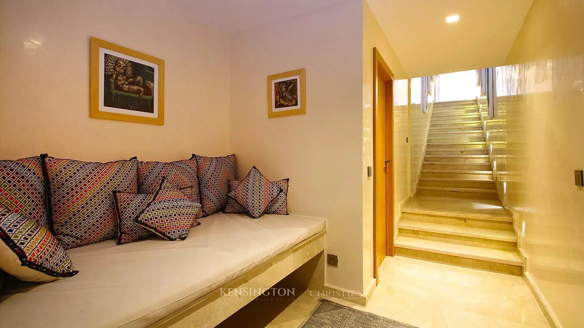 5 Bedroom Villa/Townhouse's Image 20